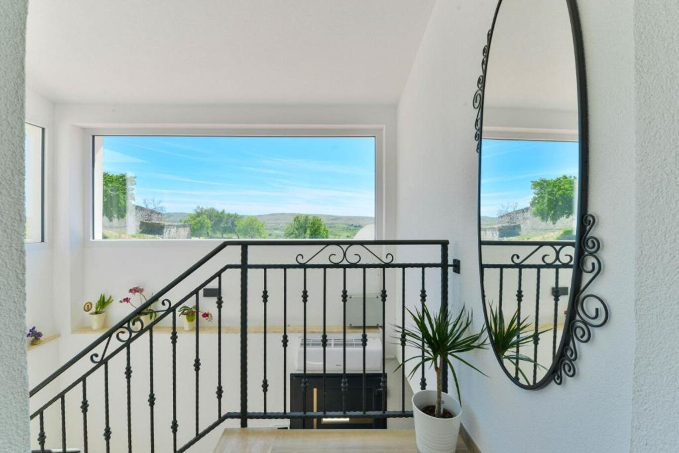 House Zora 112841-K1