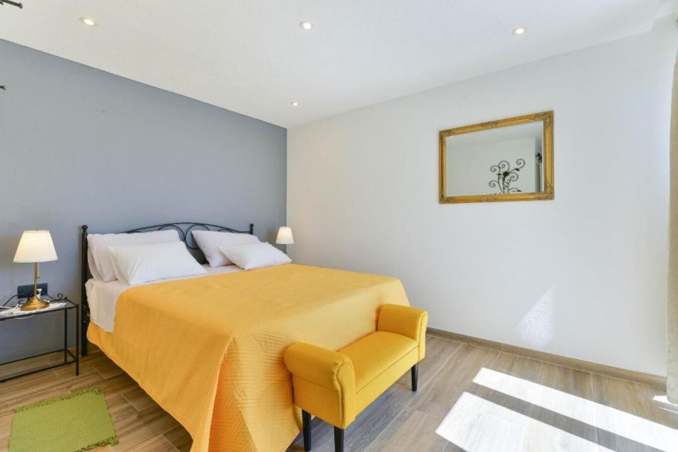House Zora 112841-K1