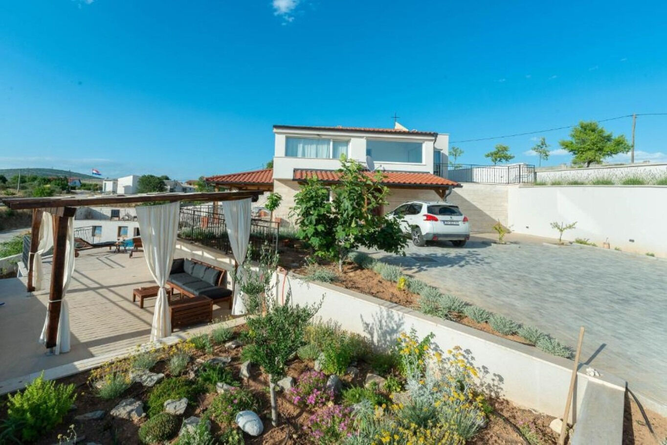 House Zora 112841-K1