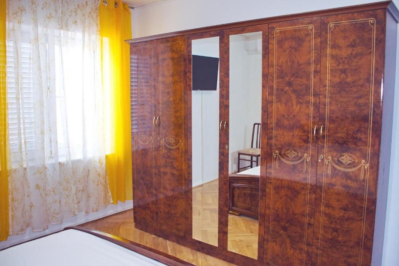 House Mari 11299-K1