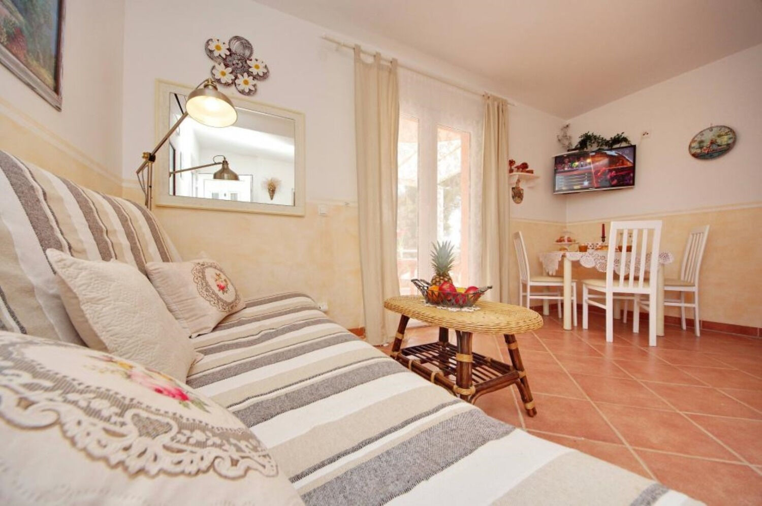 Apartments Dino 112921-A1