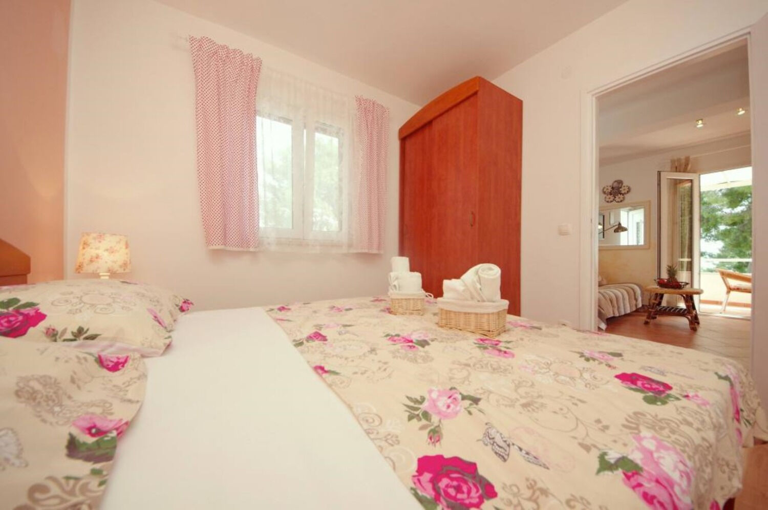 Apartments Dino 112921-A1