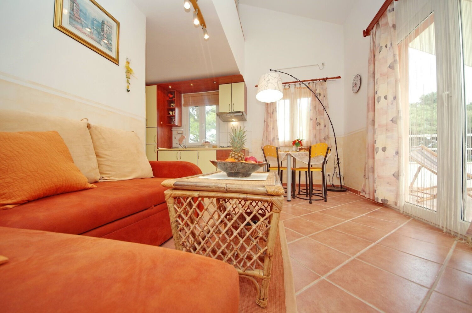Apartments Dino 112921-A2