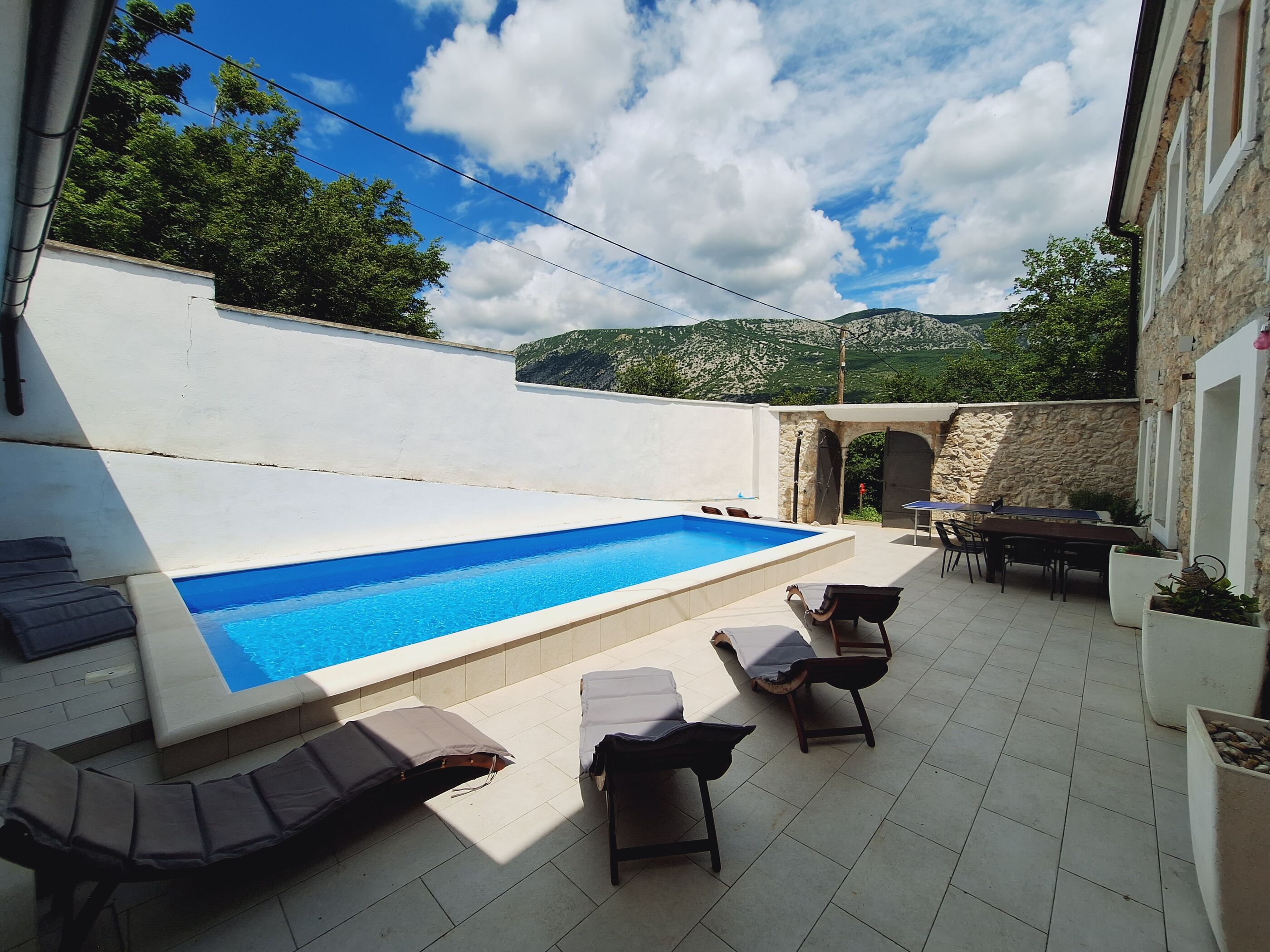 Villa Stone castle V1621-K1