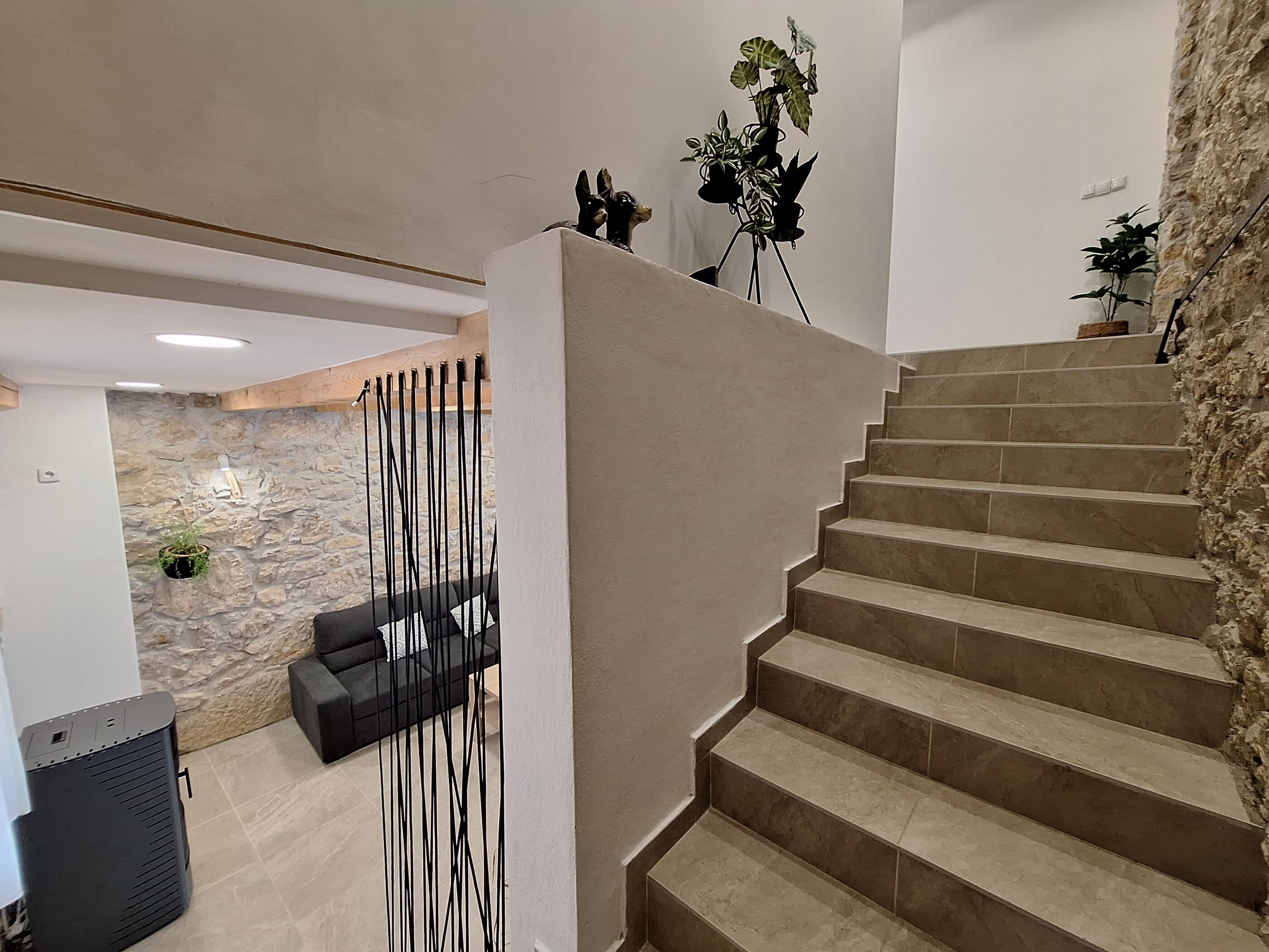 Villa Stone castle V1621-K1
