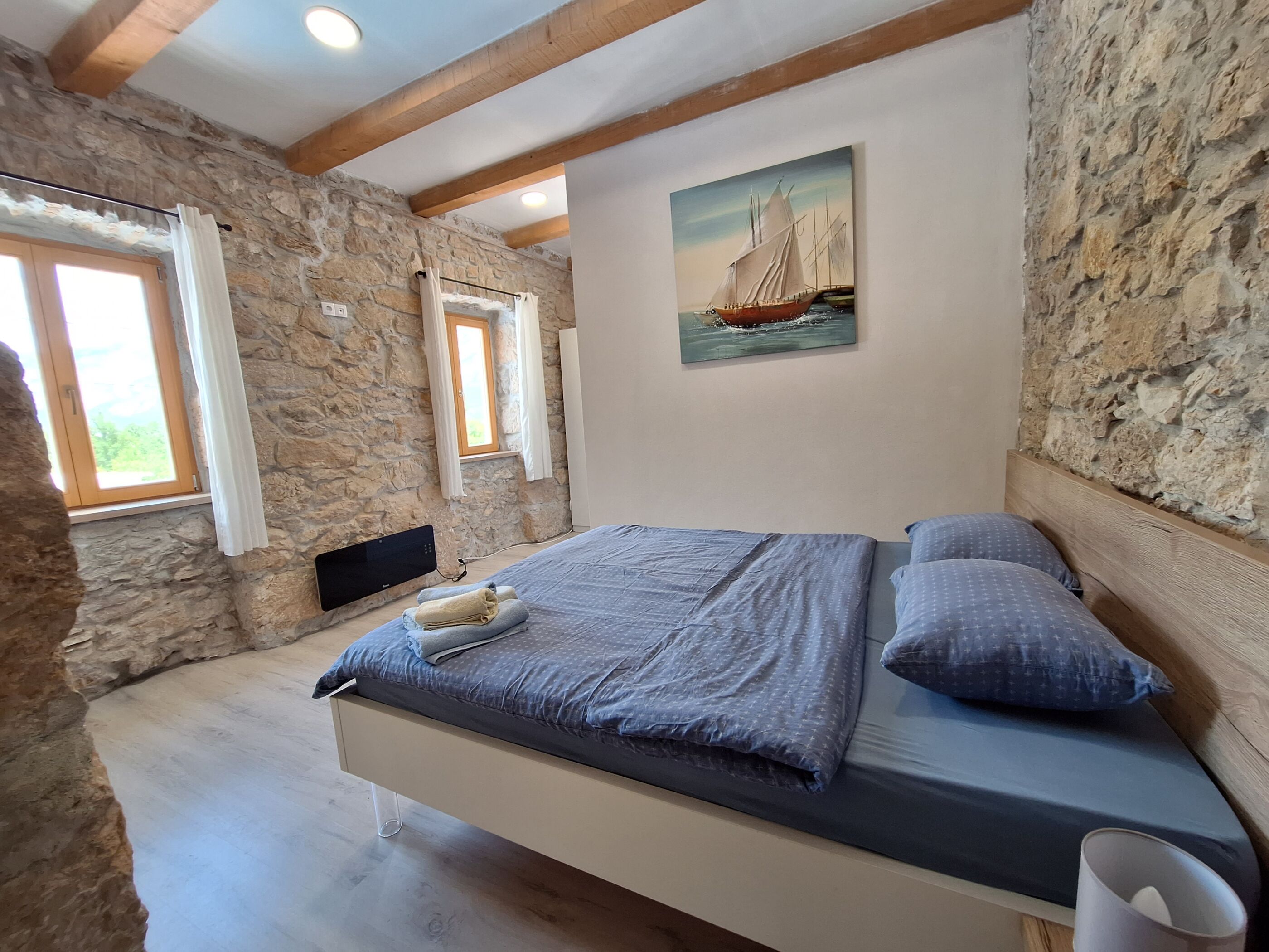 Villa Stone castle V1621-K1