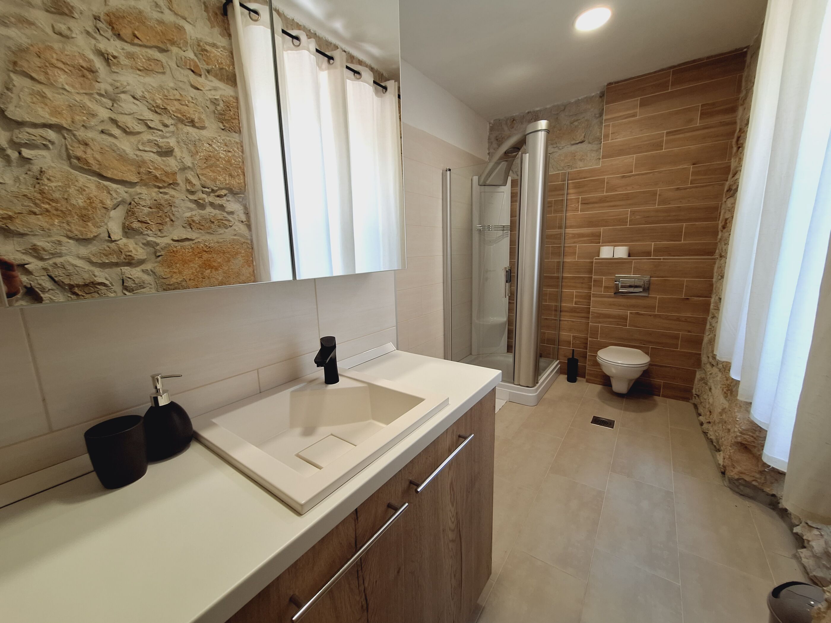Villa Stone castle V1621-K1