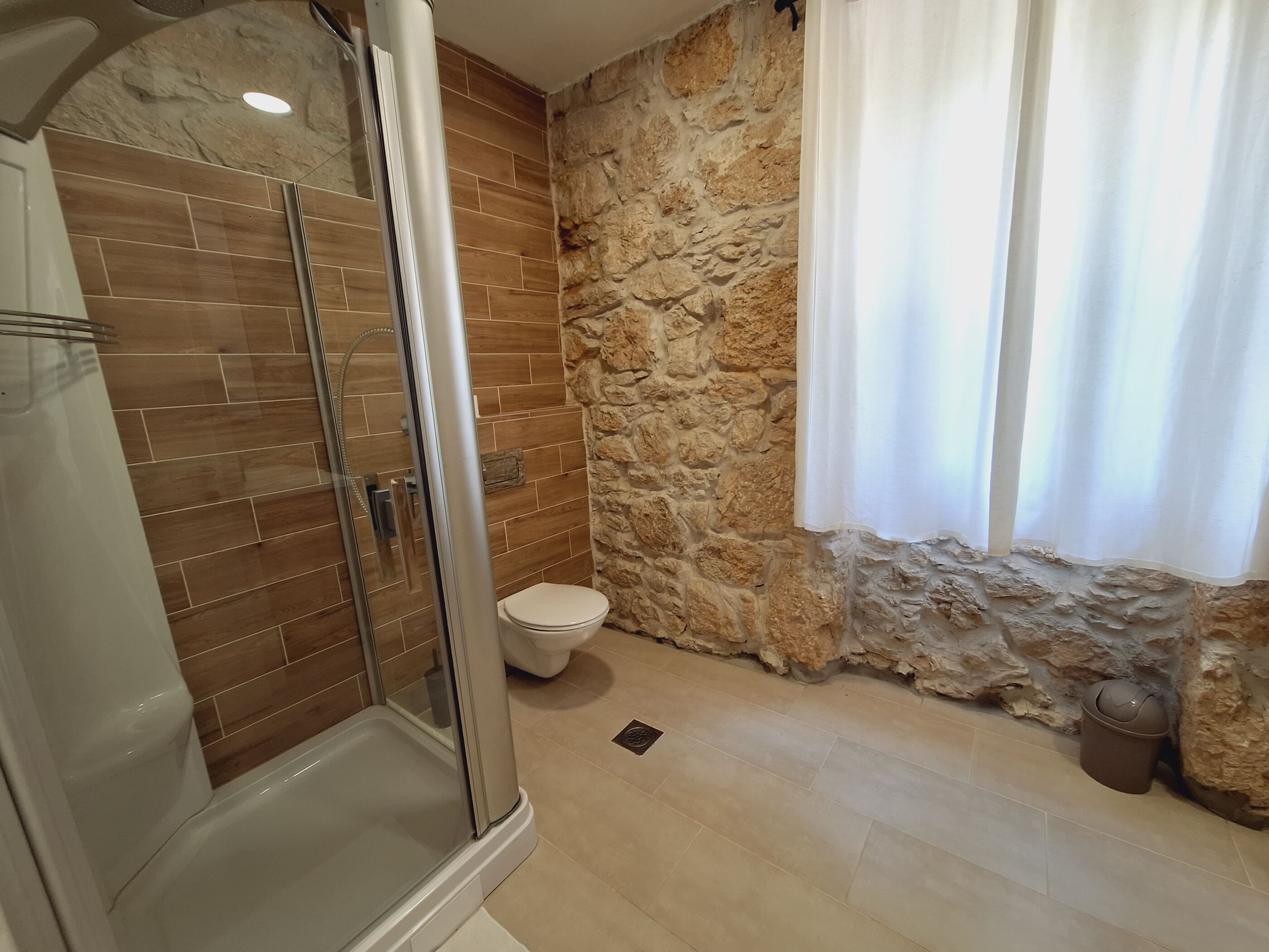 Villa Stone castle V1621-K1