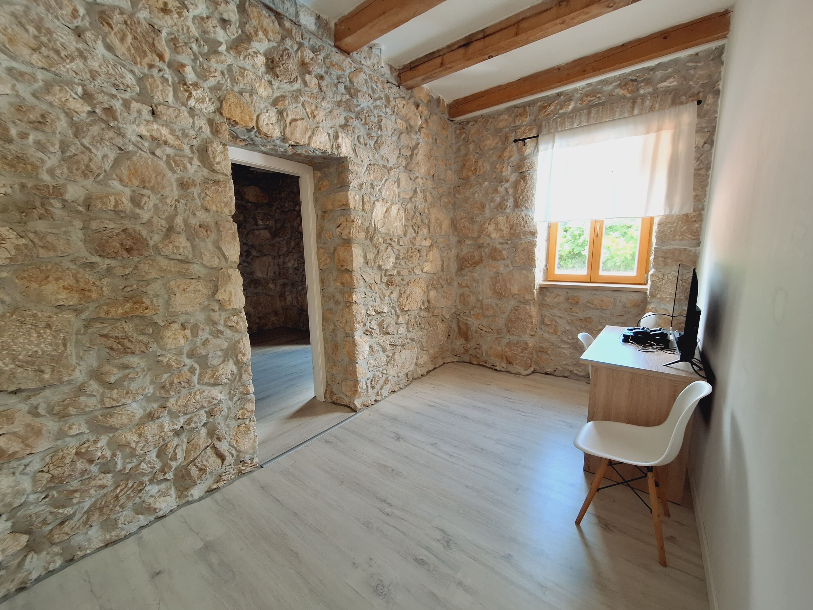 Villa Stone castle V1621-K1