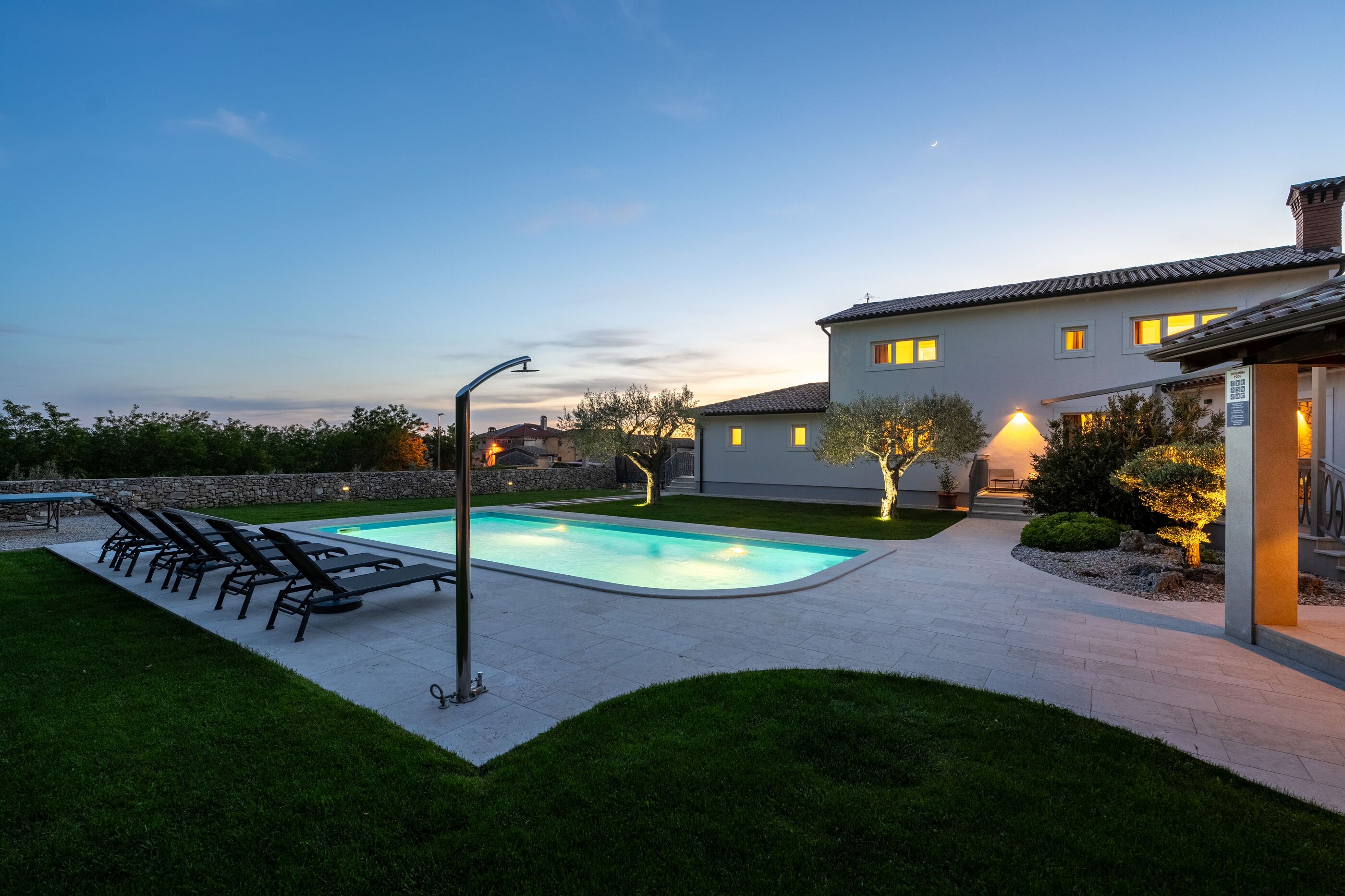Villa Gemini s bazenom 99834-K1