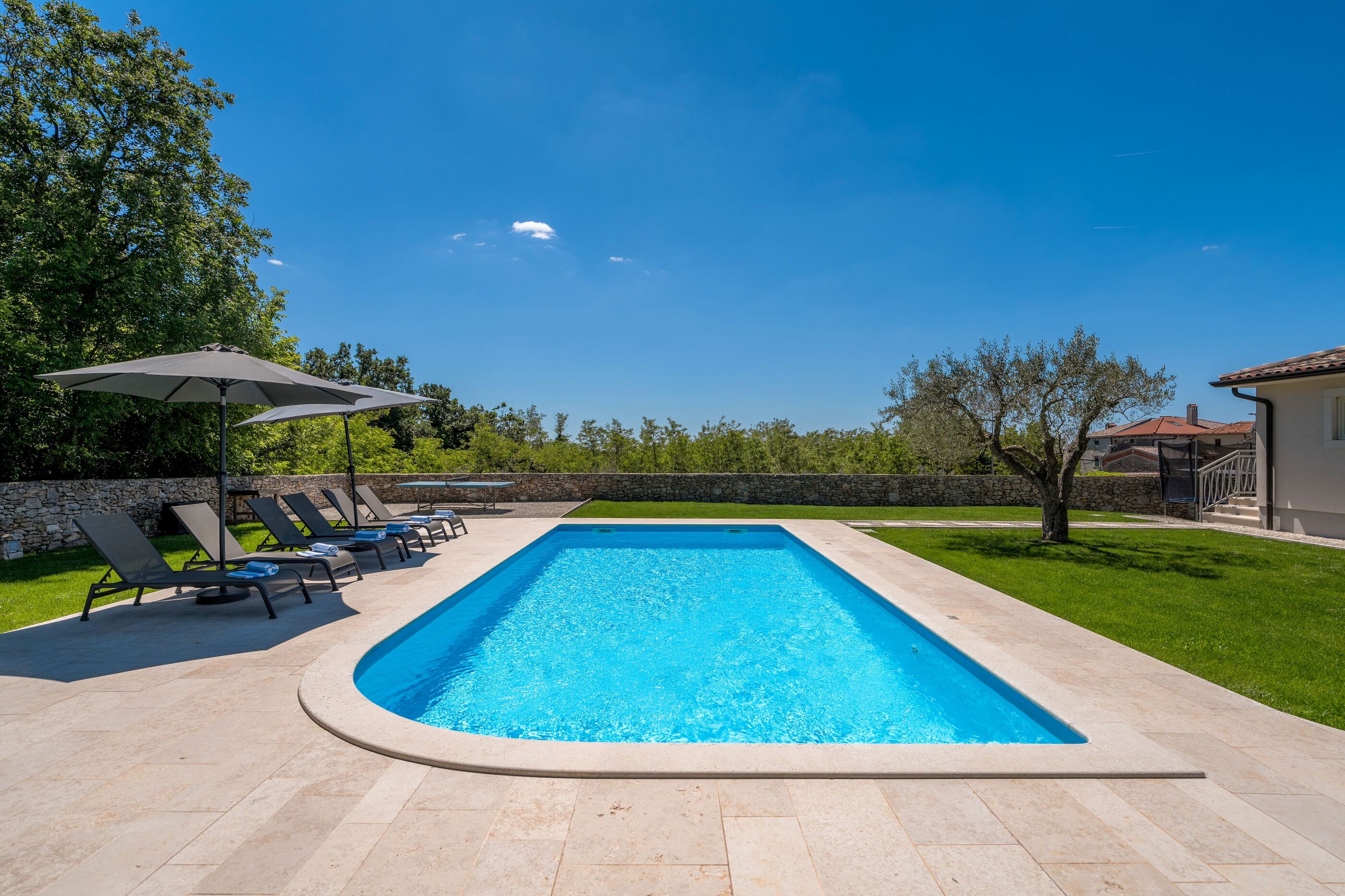 Villa Gemini s bazenom 99834-K1