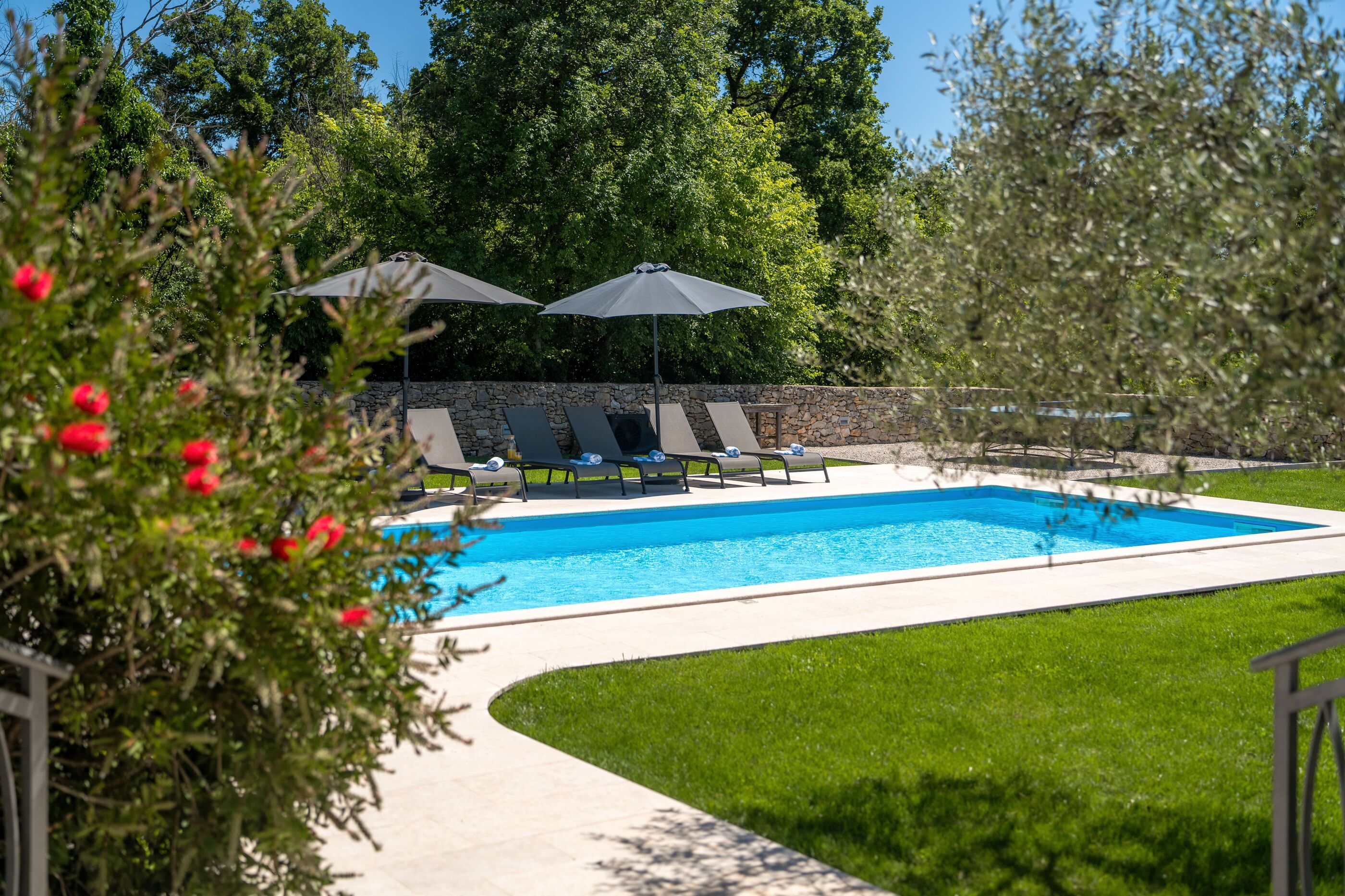 Villa Gemini s bazenom 99834-K1