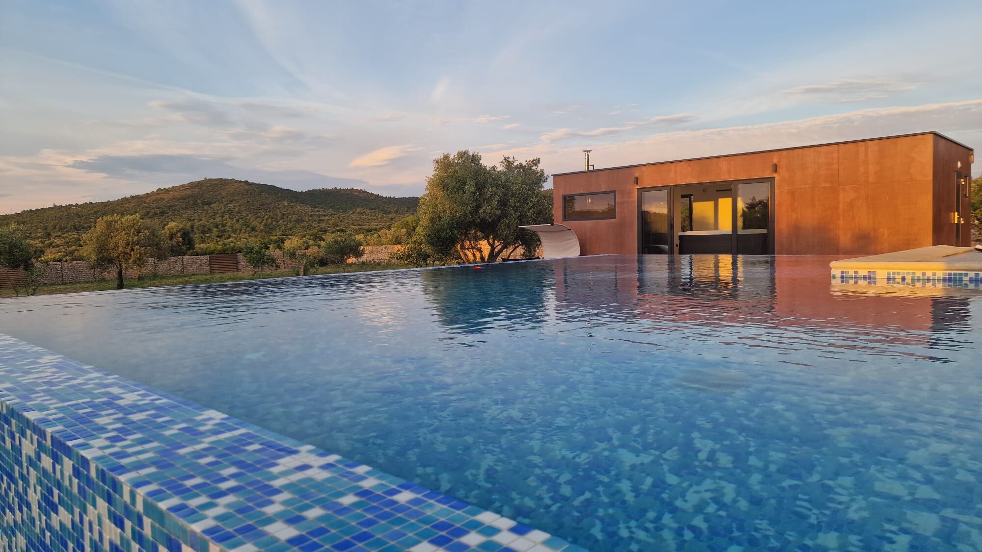 Villa Stone House V0982-K1