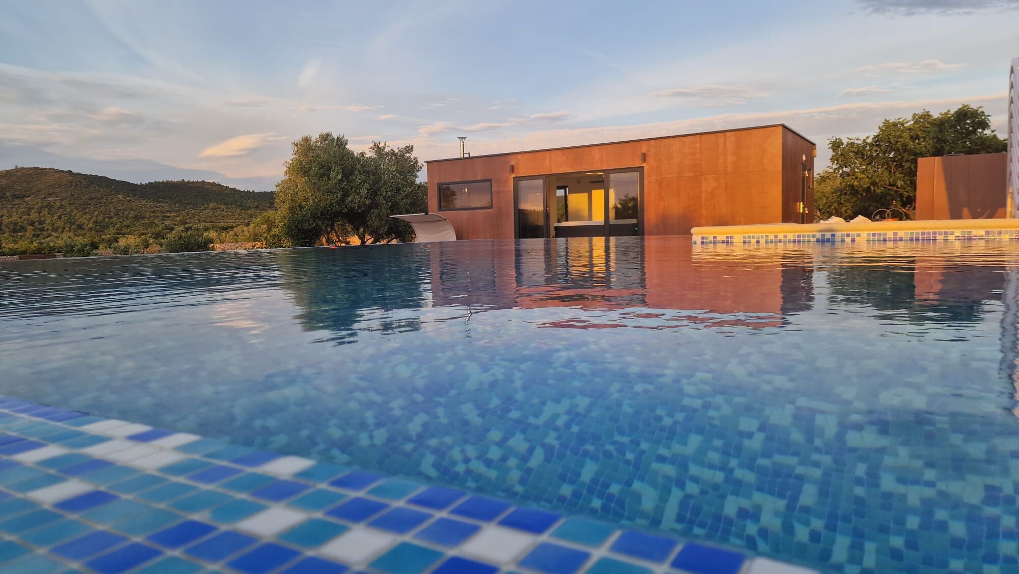 Villa Stone House V0982-K1