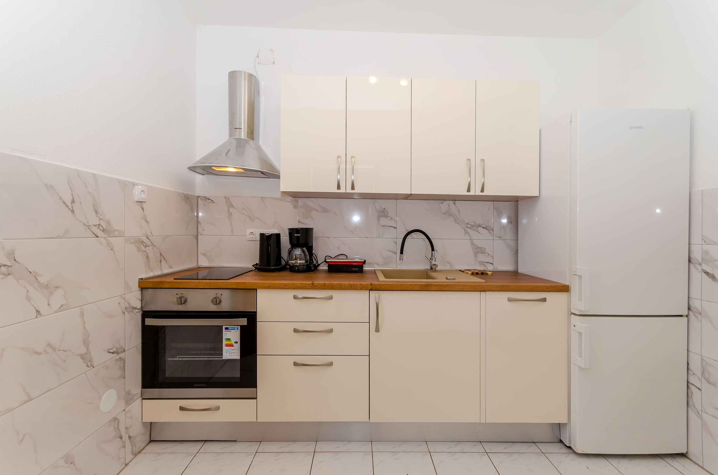 Apartment Near Bridge 113101-A1