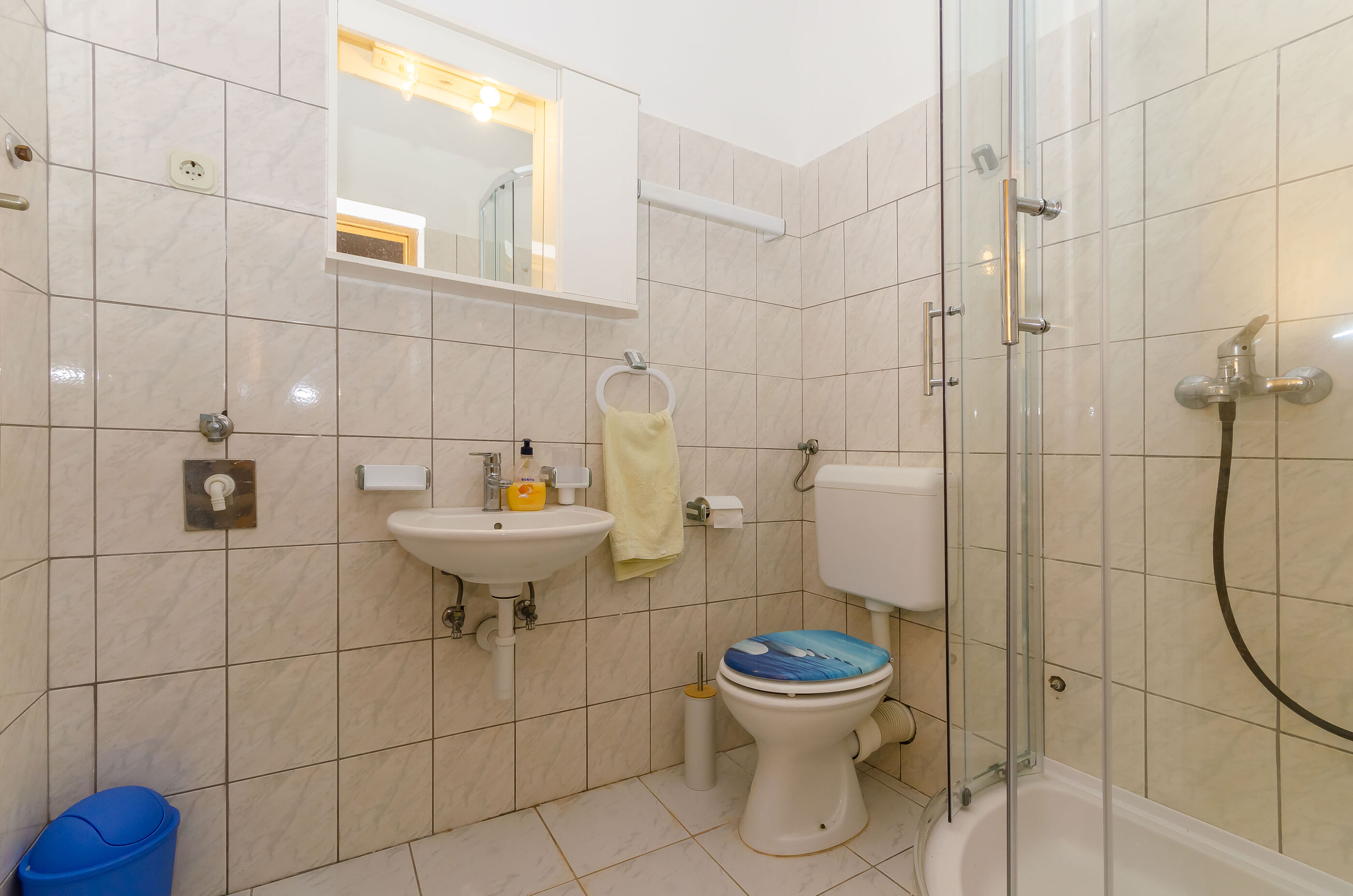 Apartment Near Bridge 113101-A1