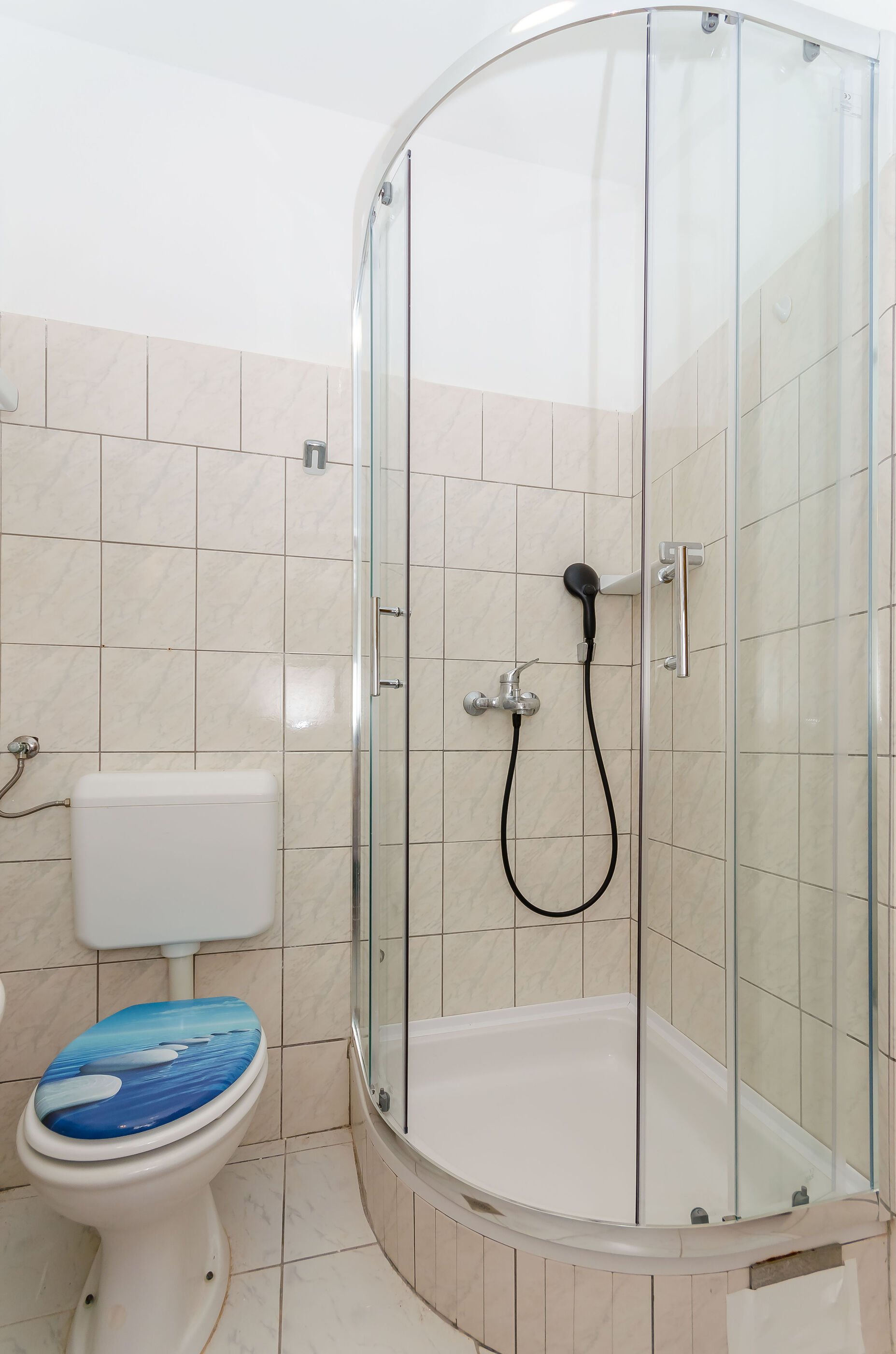 Apartment Near Bridge 113101-A1