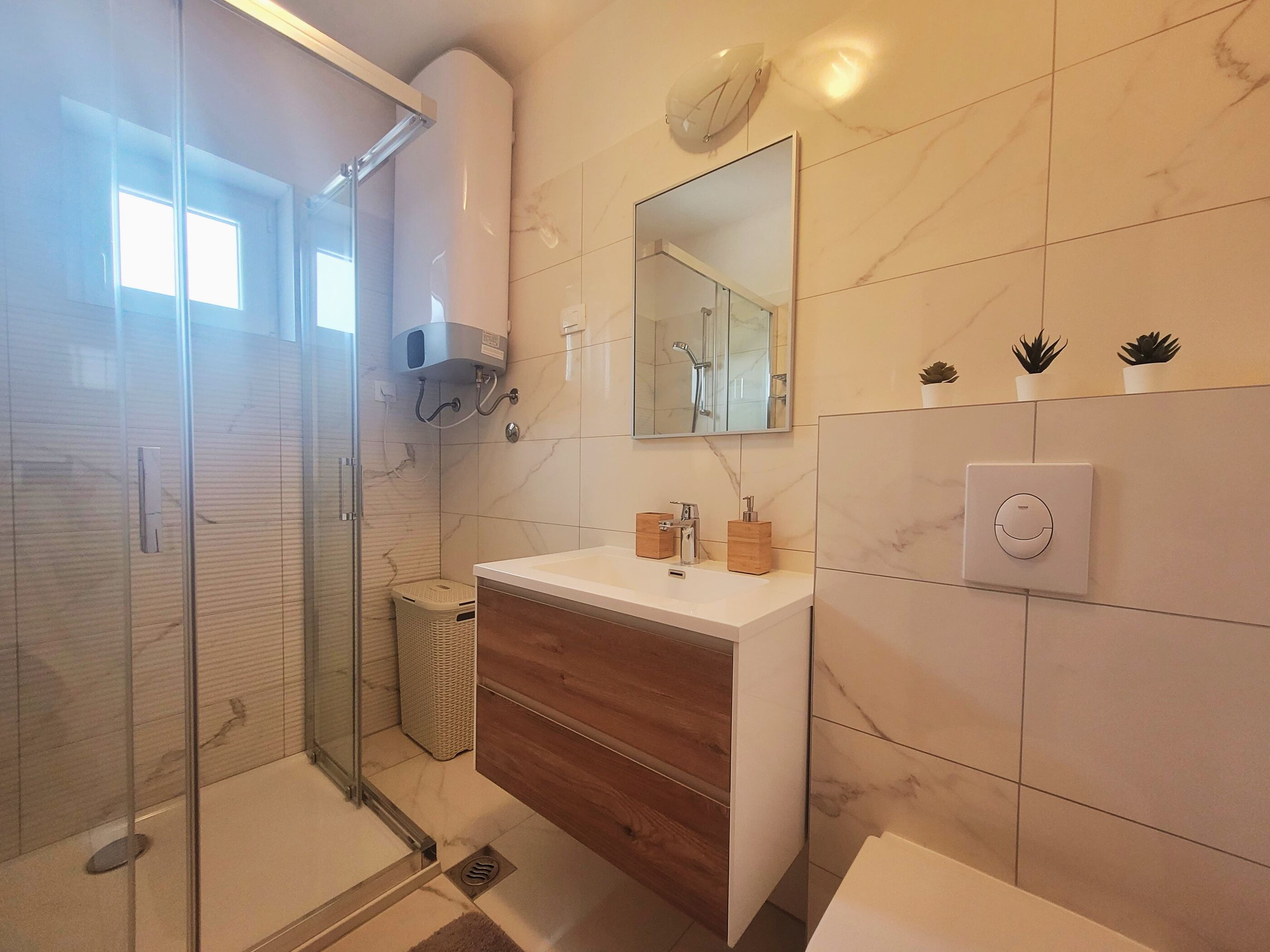 Apartments and Room Blažević 62031-A3