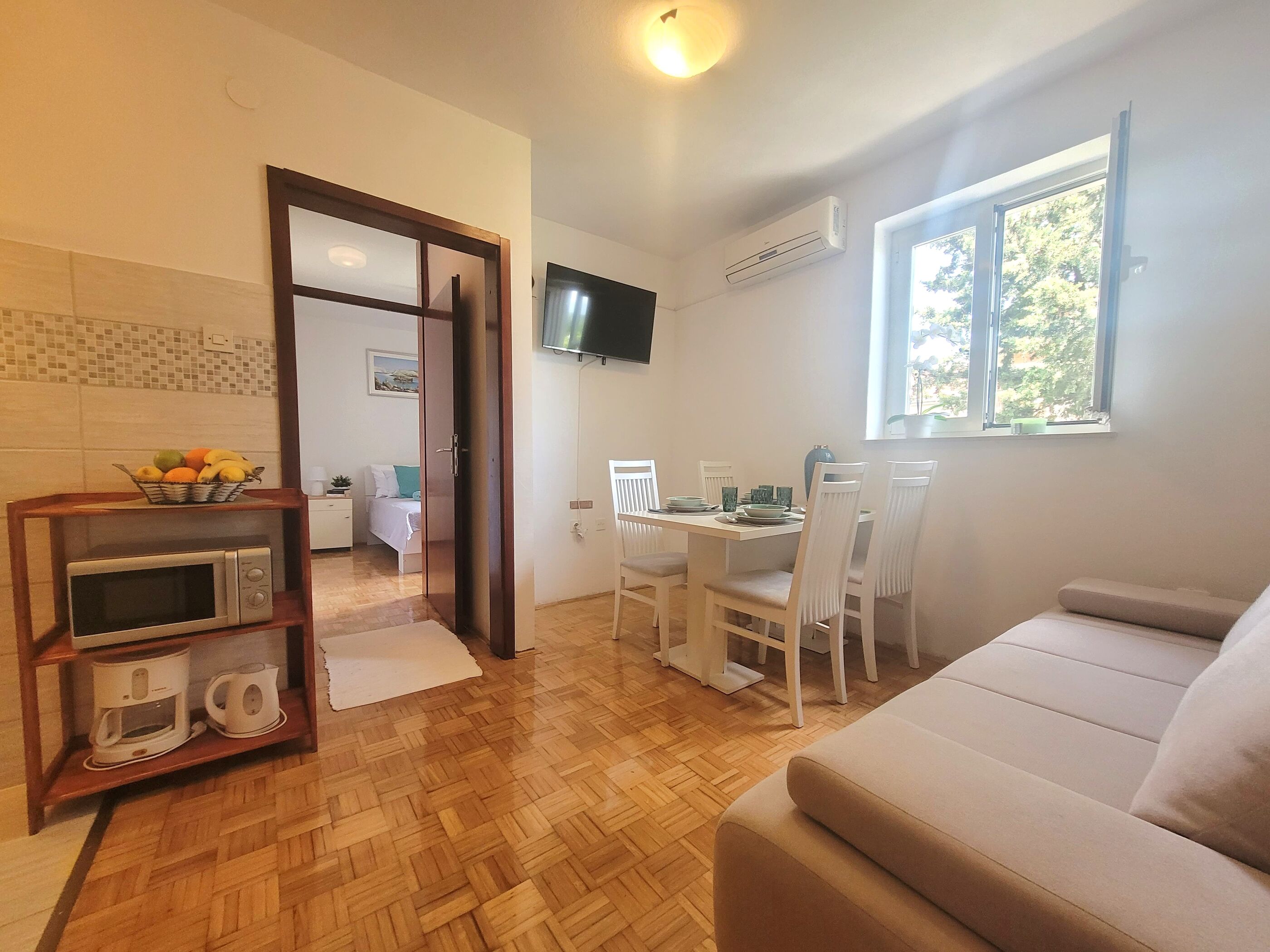 Apartments and Room Blažević 62031-A4
