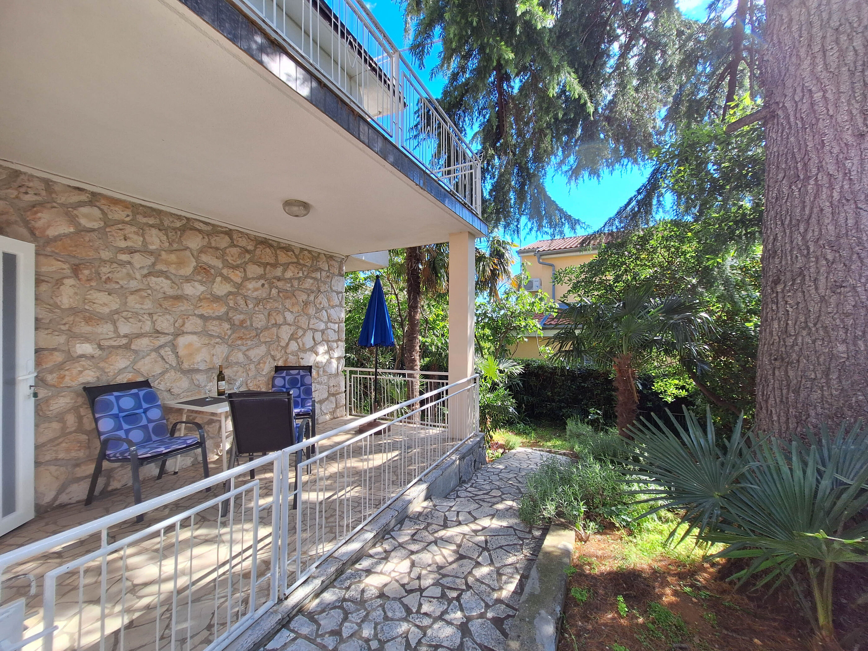 Apartments Danica 66291-A1