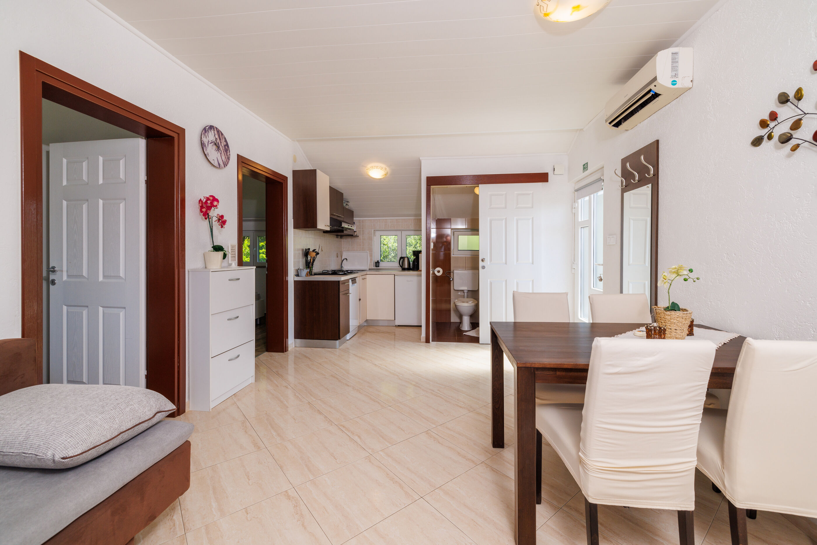 House Ljerka 17701-K1