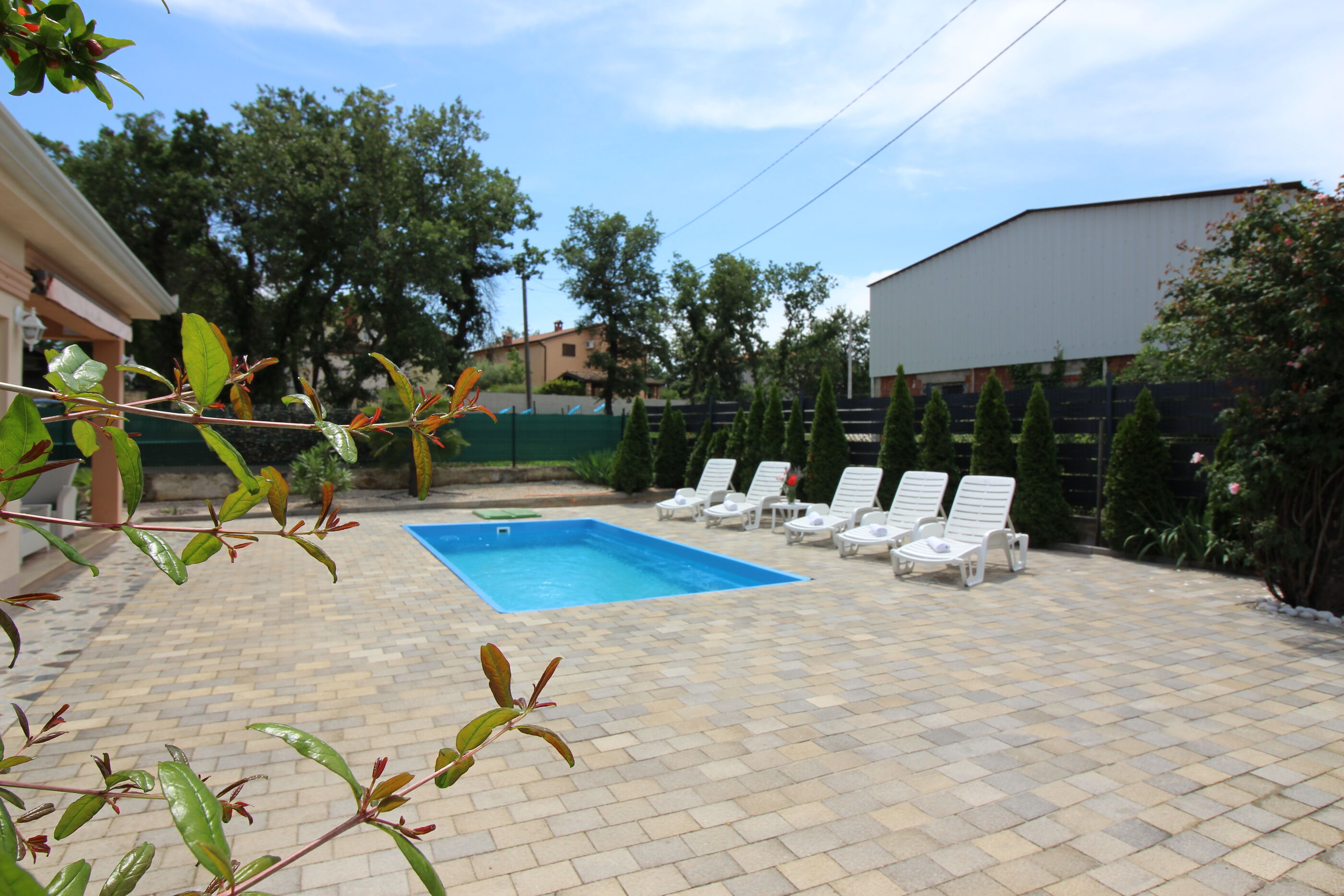 Villa Bianca s bazenom 63716-K1