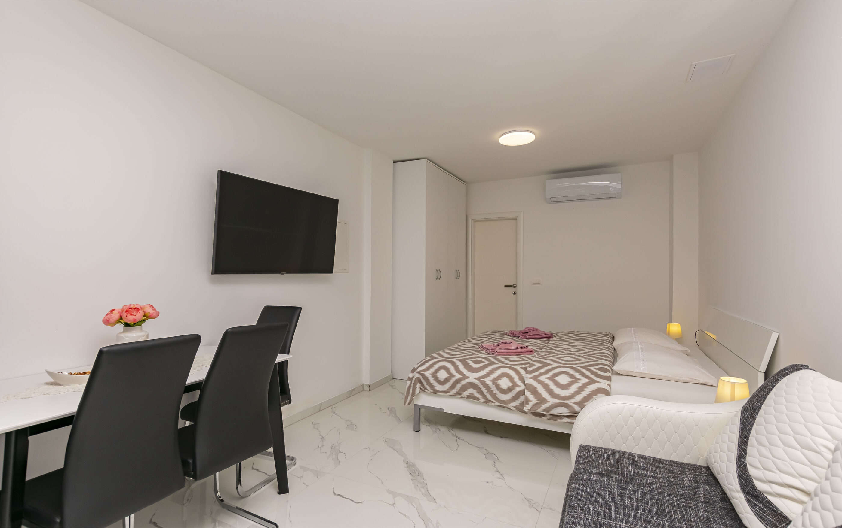 Apartment Ivano 61101-A2