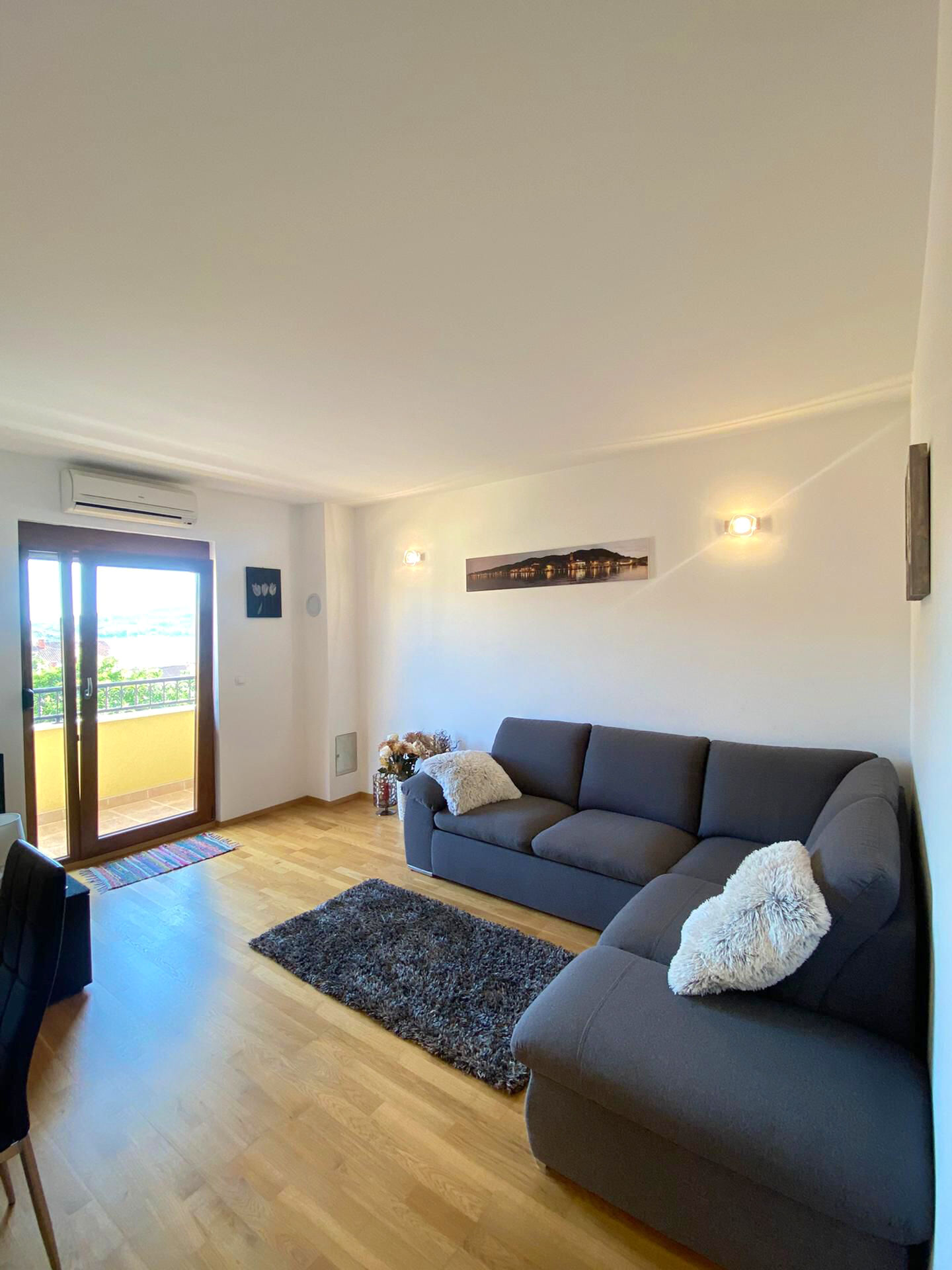 House DMS 112941-K1