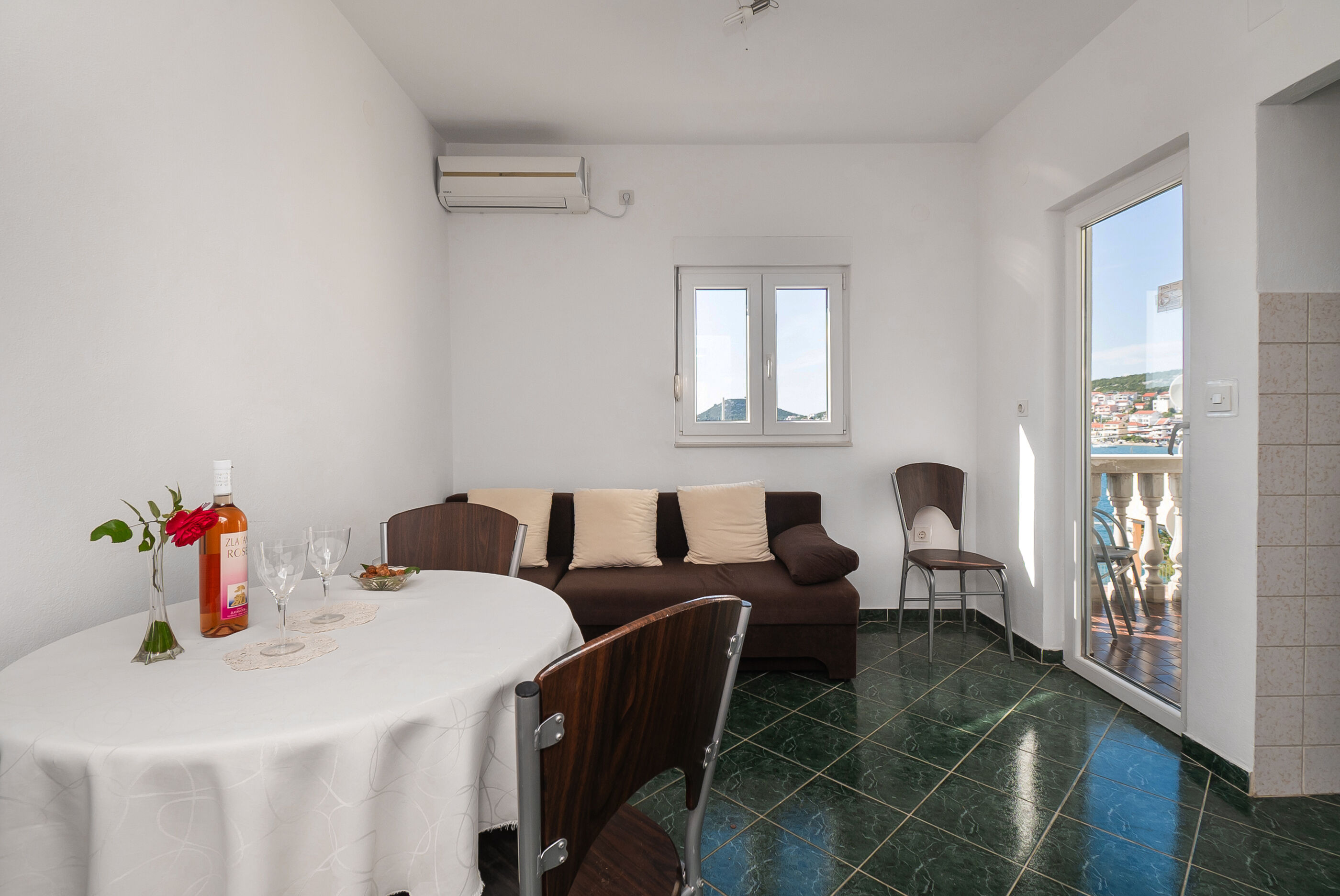 Apartments Branko 24641-A2