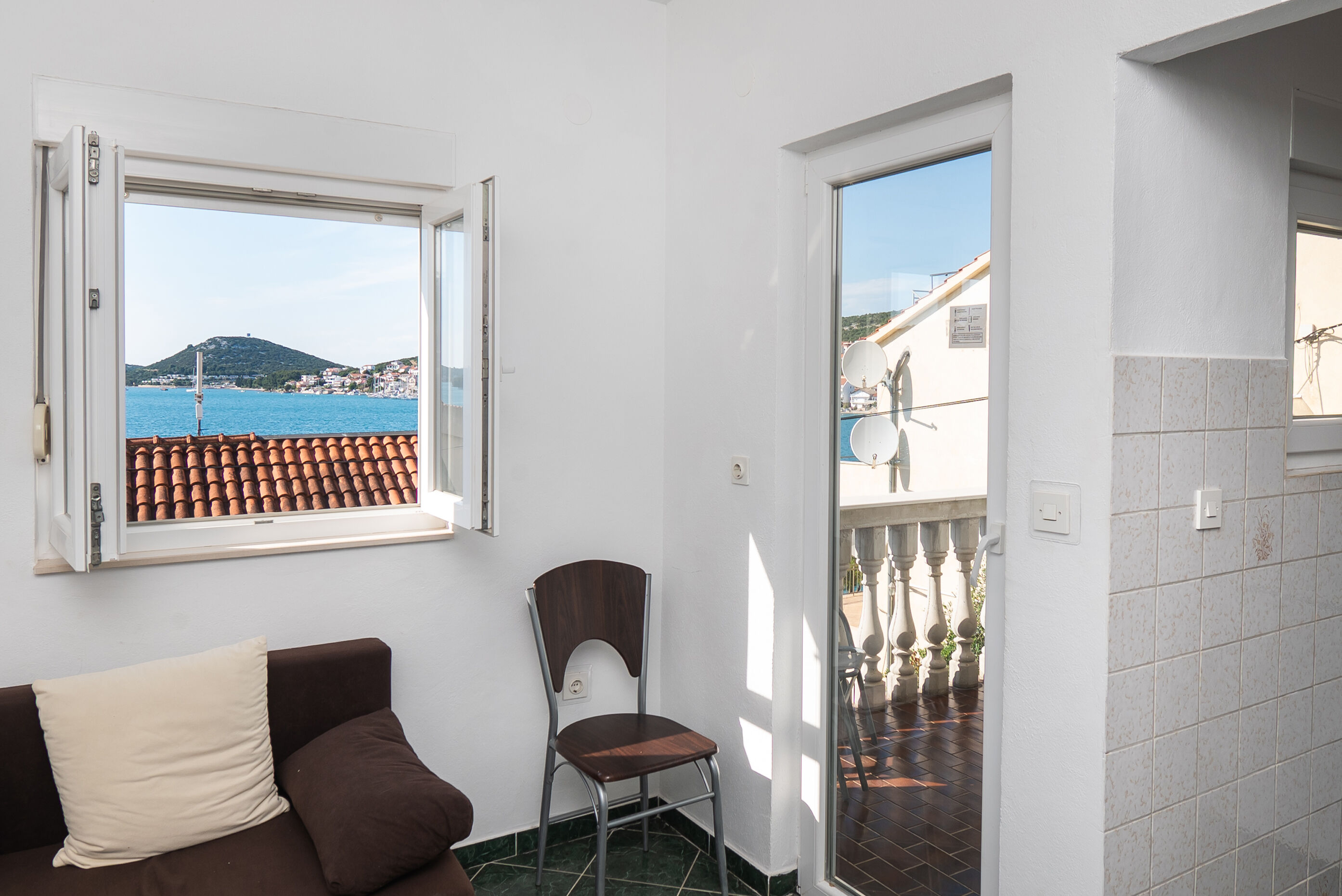 Apartments Branko 24641-A2