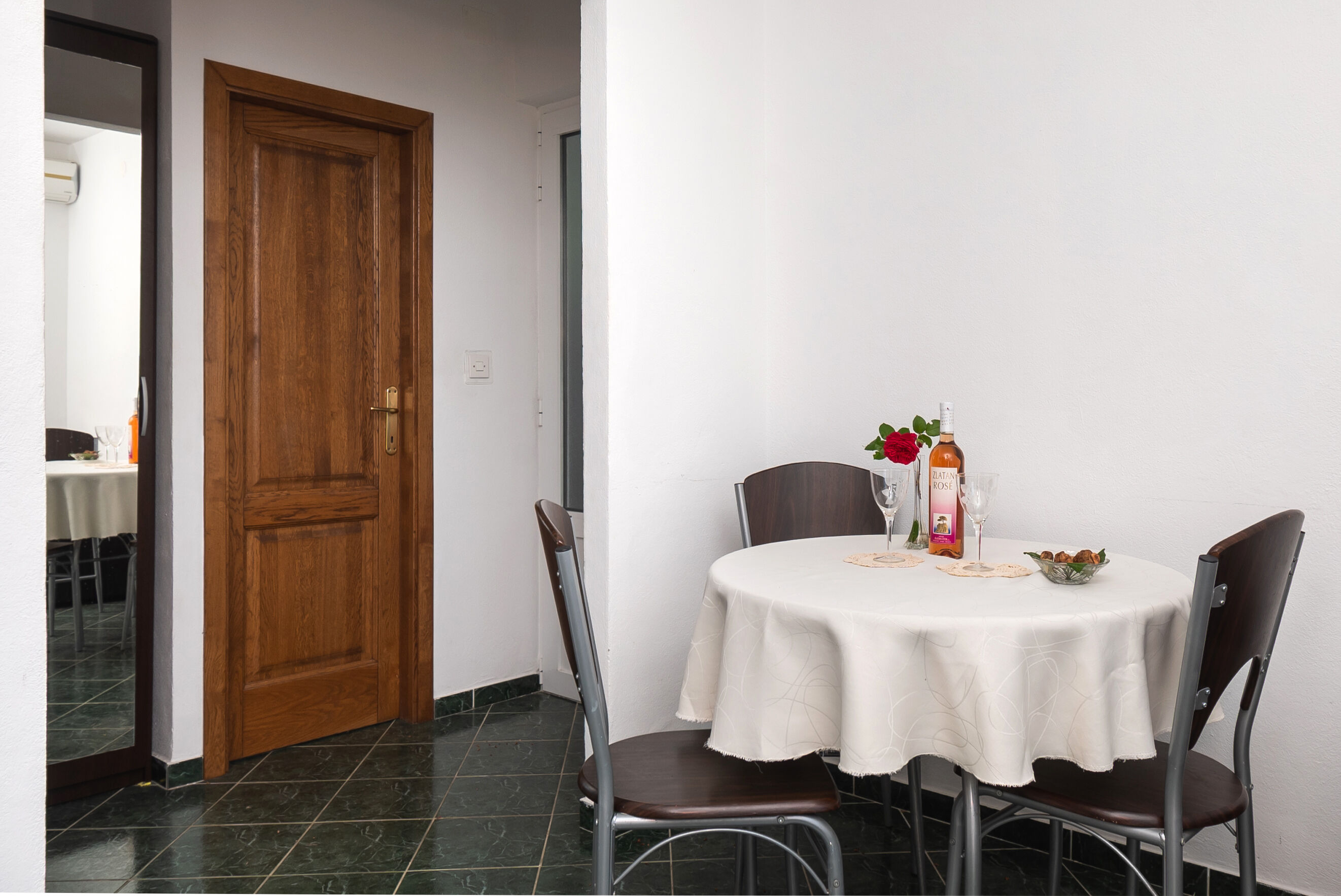 Apartments Branko 24641-A2