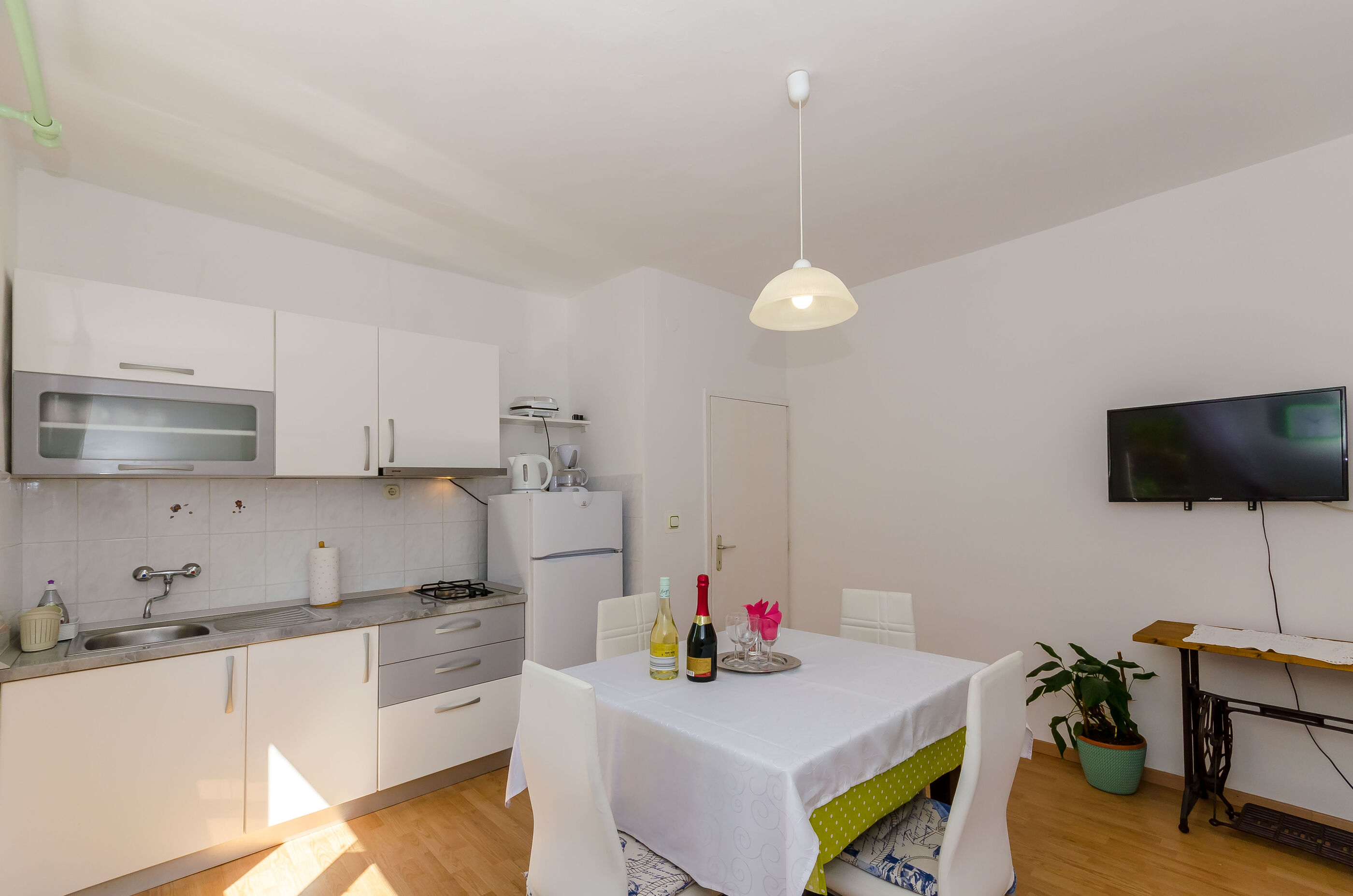 Apartments Jakov 30531-A1
