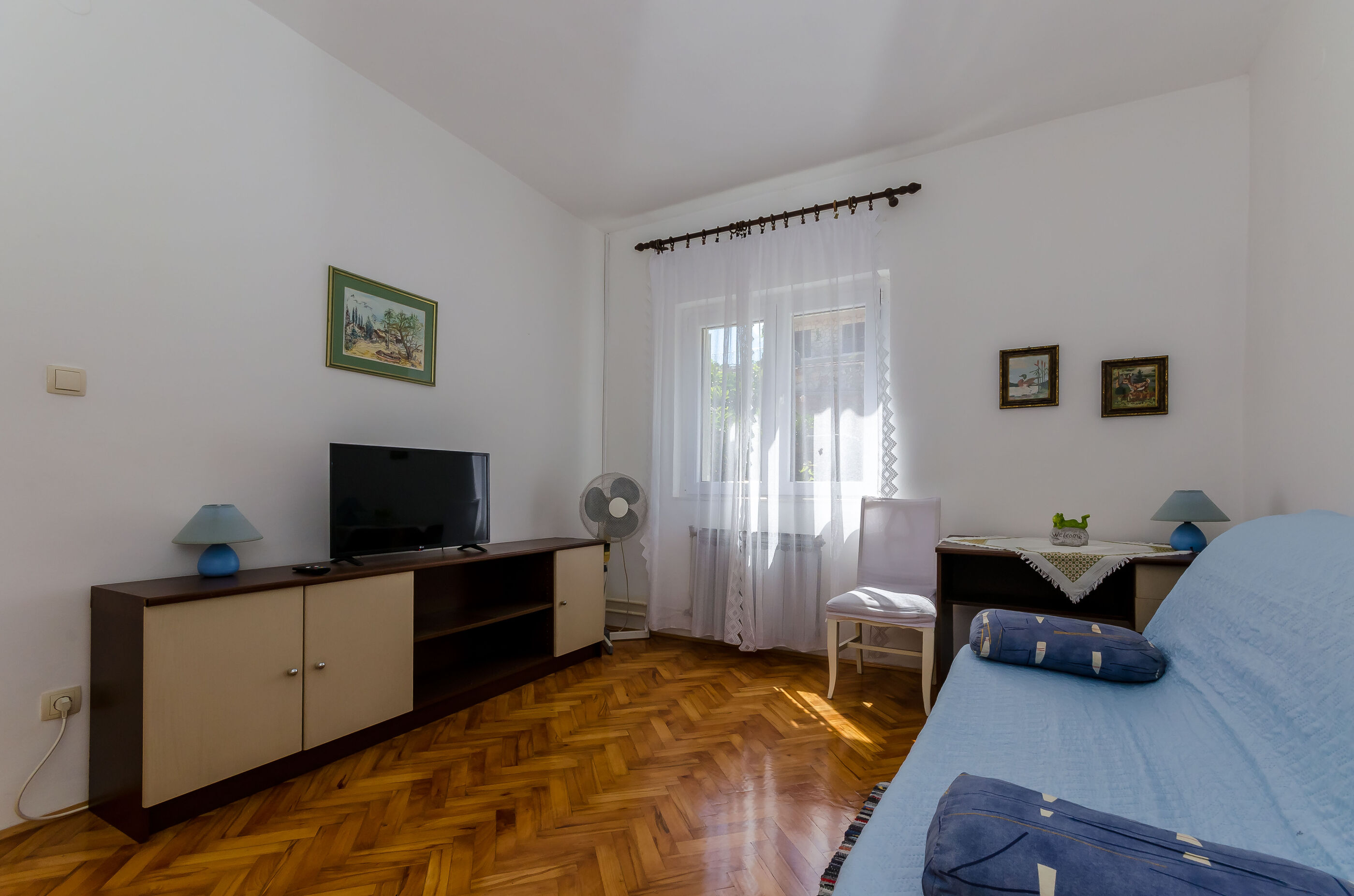 Apartments Jakov 30531-A2