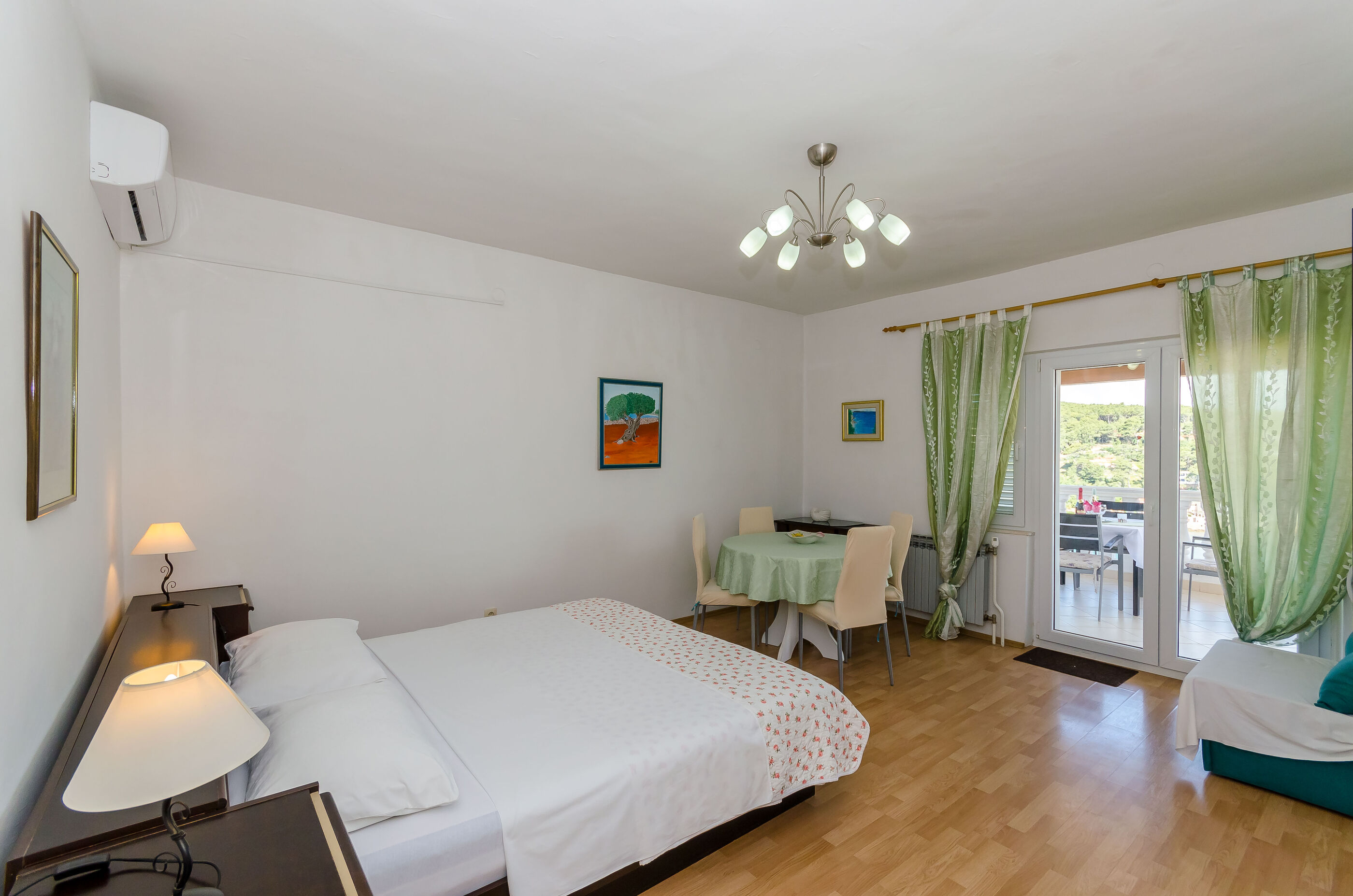Apartments Jakov 30531-A2
