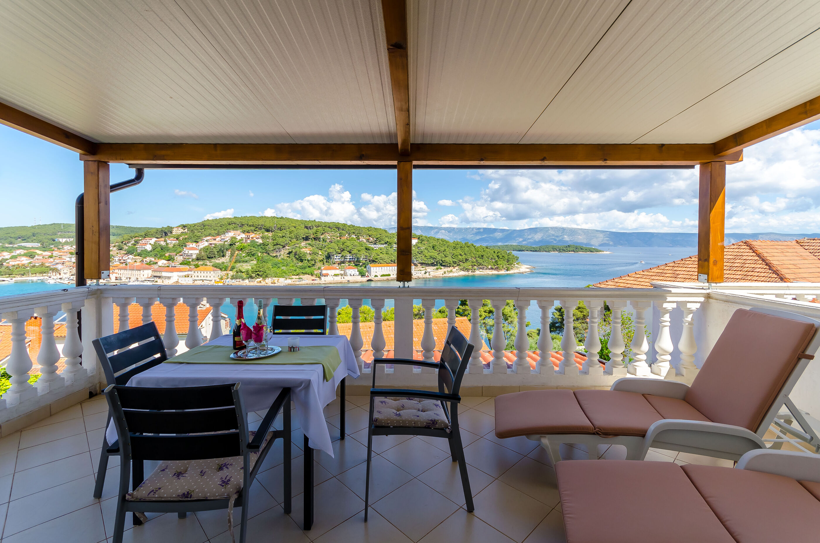 Apartments Jakov 30531-A2