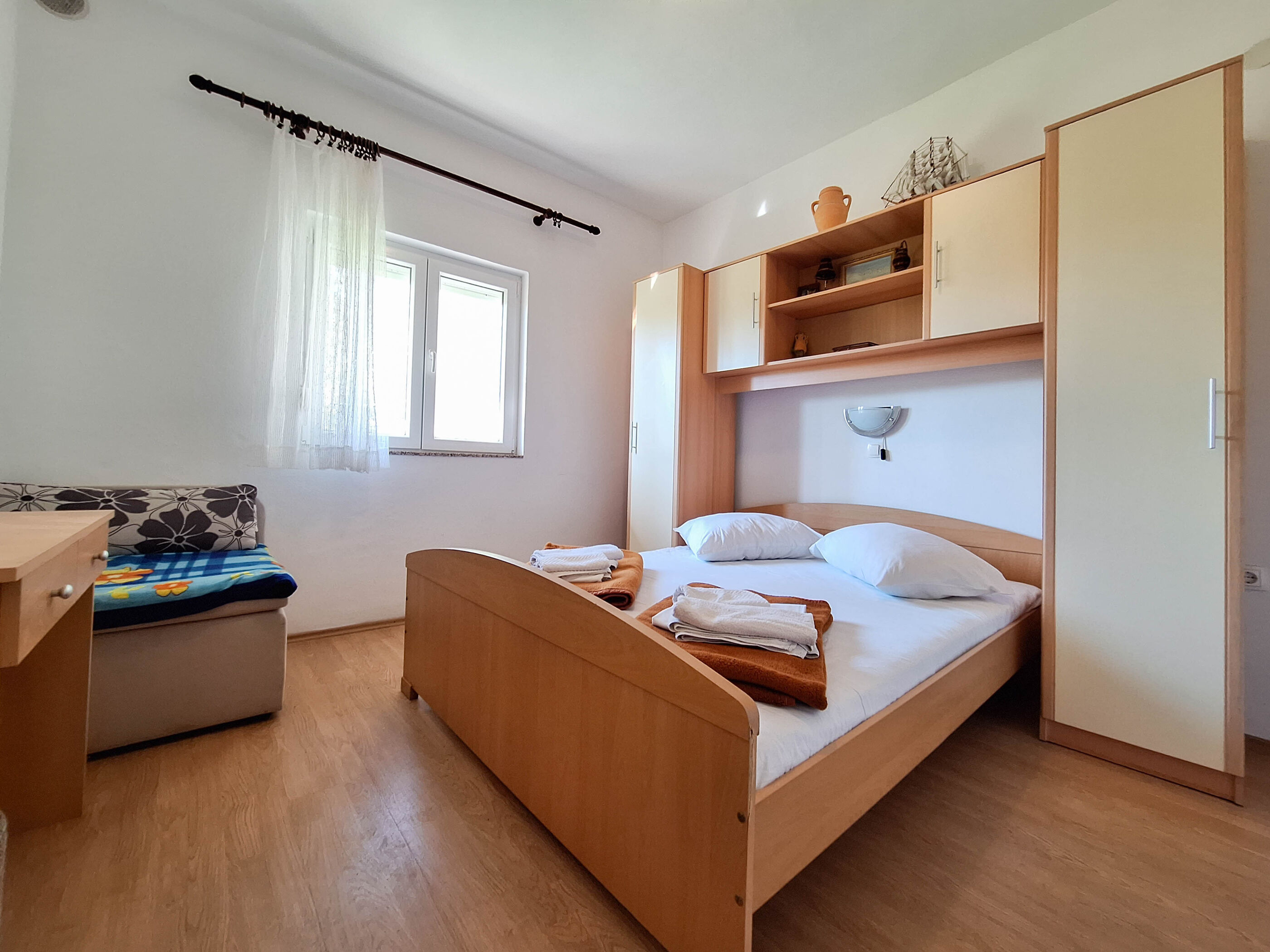 Apartments Mirko R 69281-A3