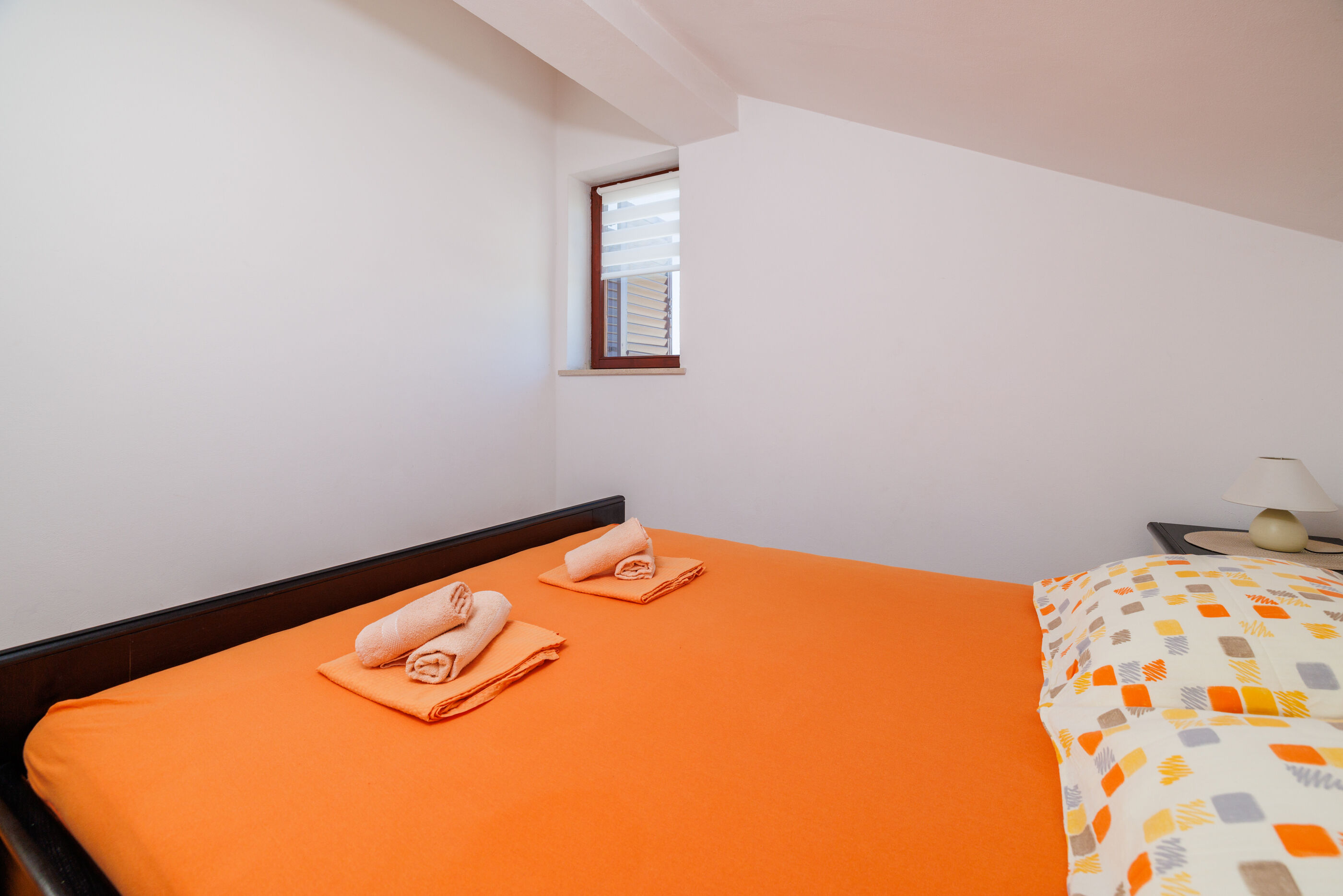 Apartments Mira 90871-A4