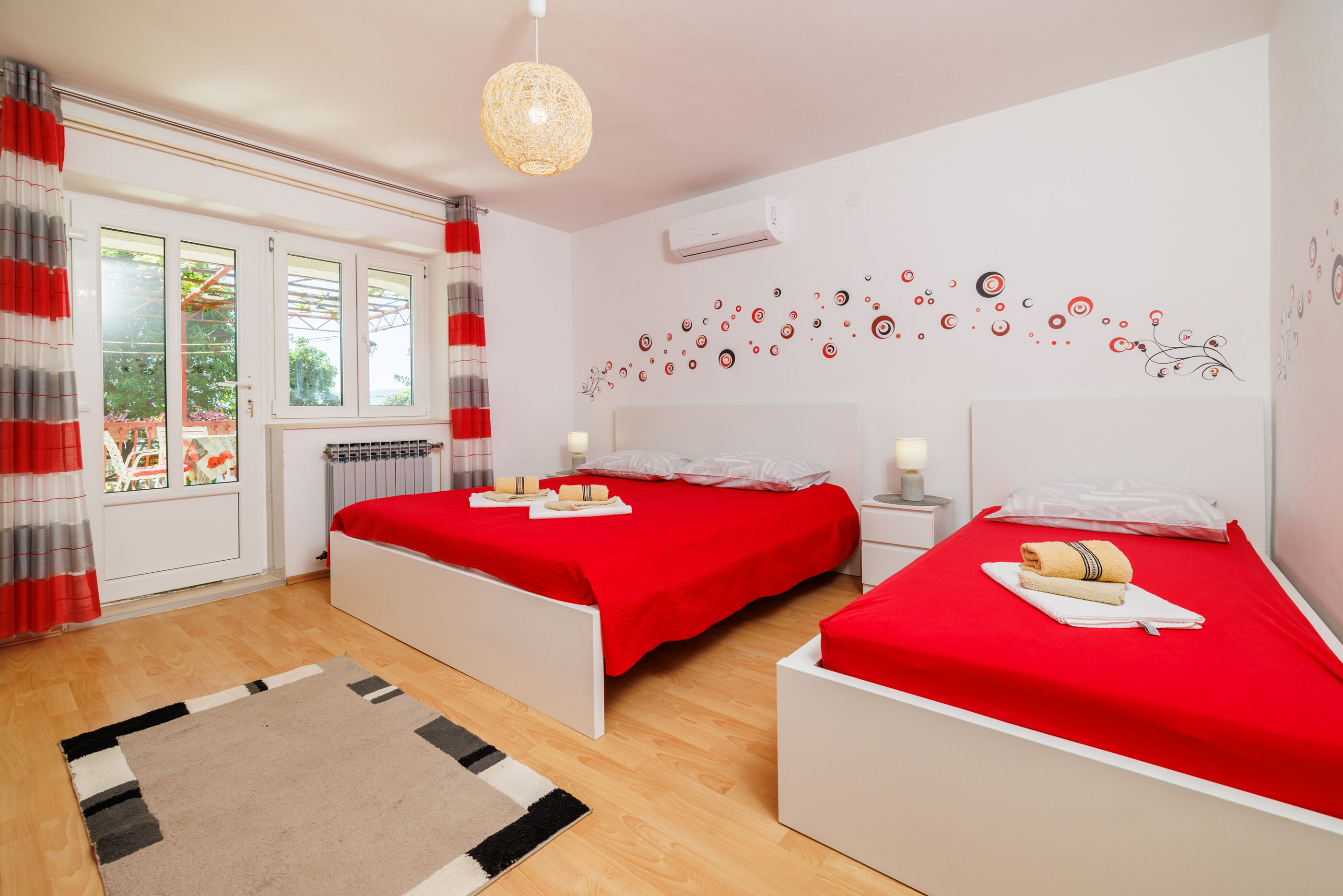 Apartments Mira 90871-A3