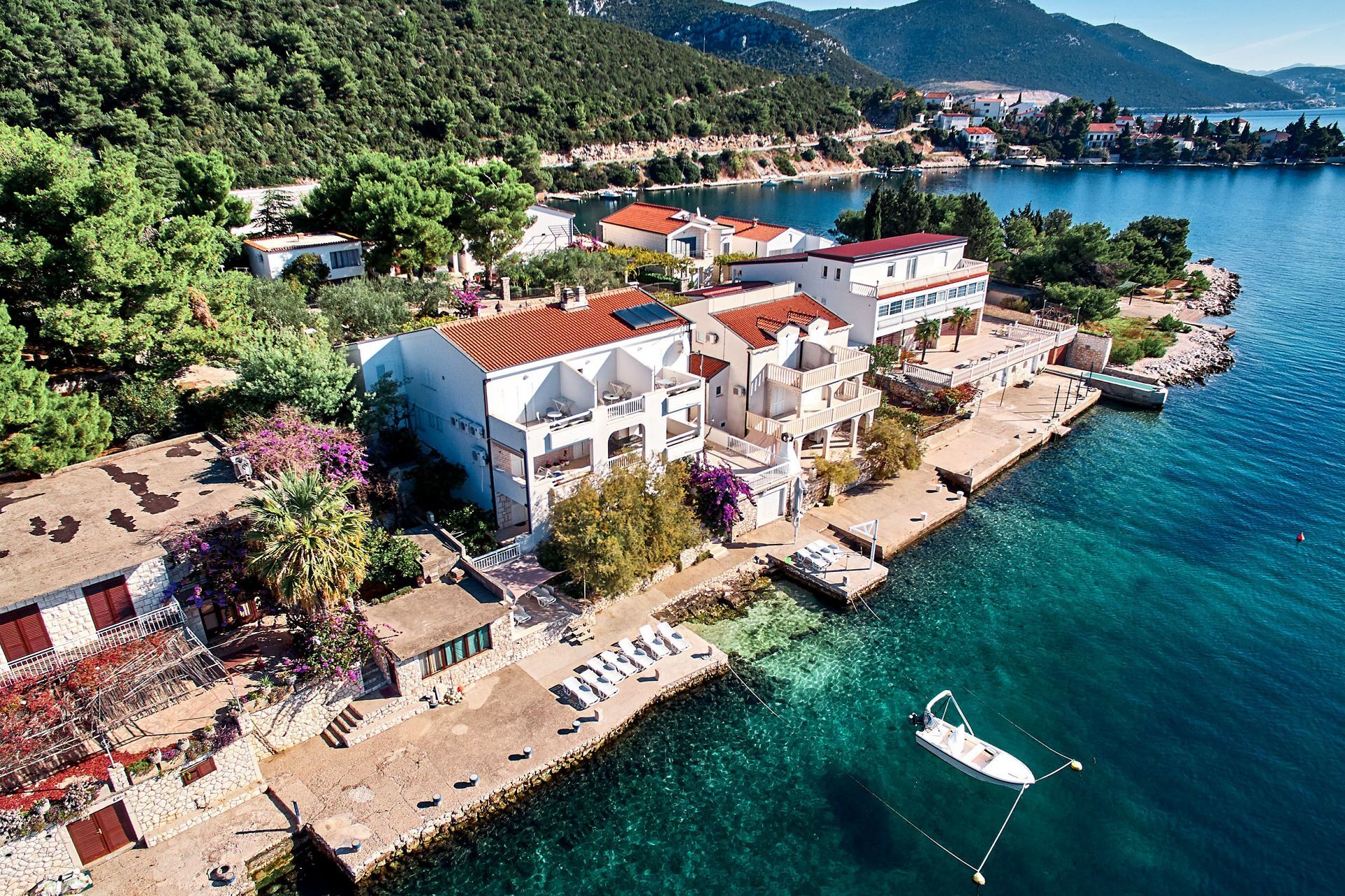 Apartments Sea front 10449-A4