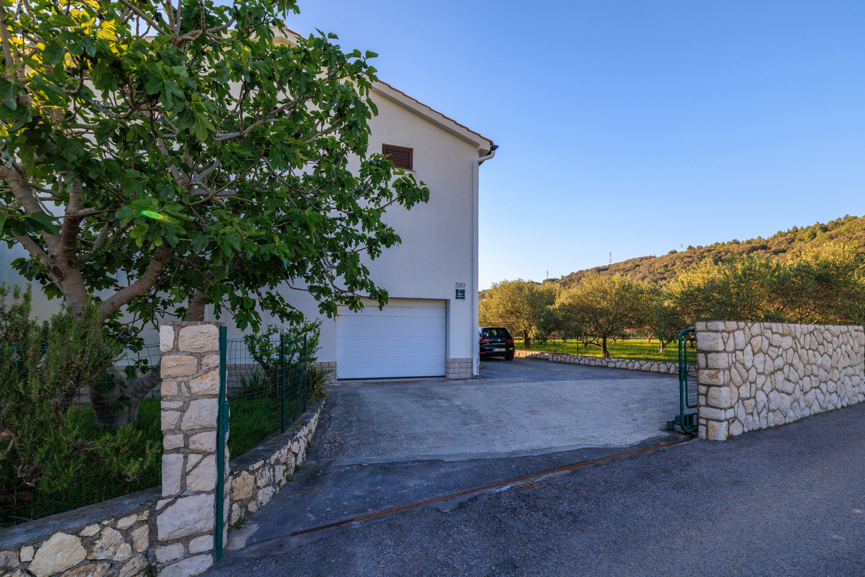 Apartments Biserka 65371-A2