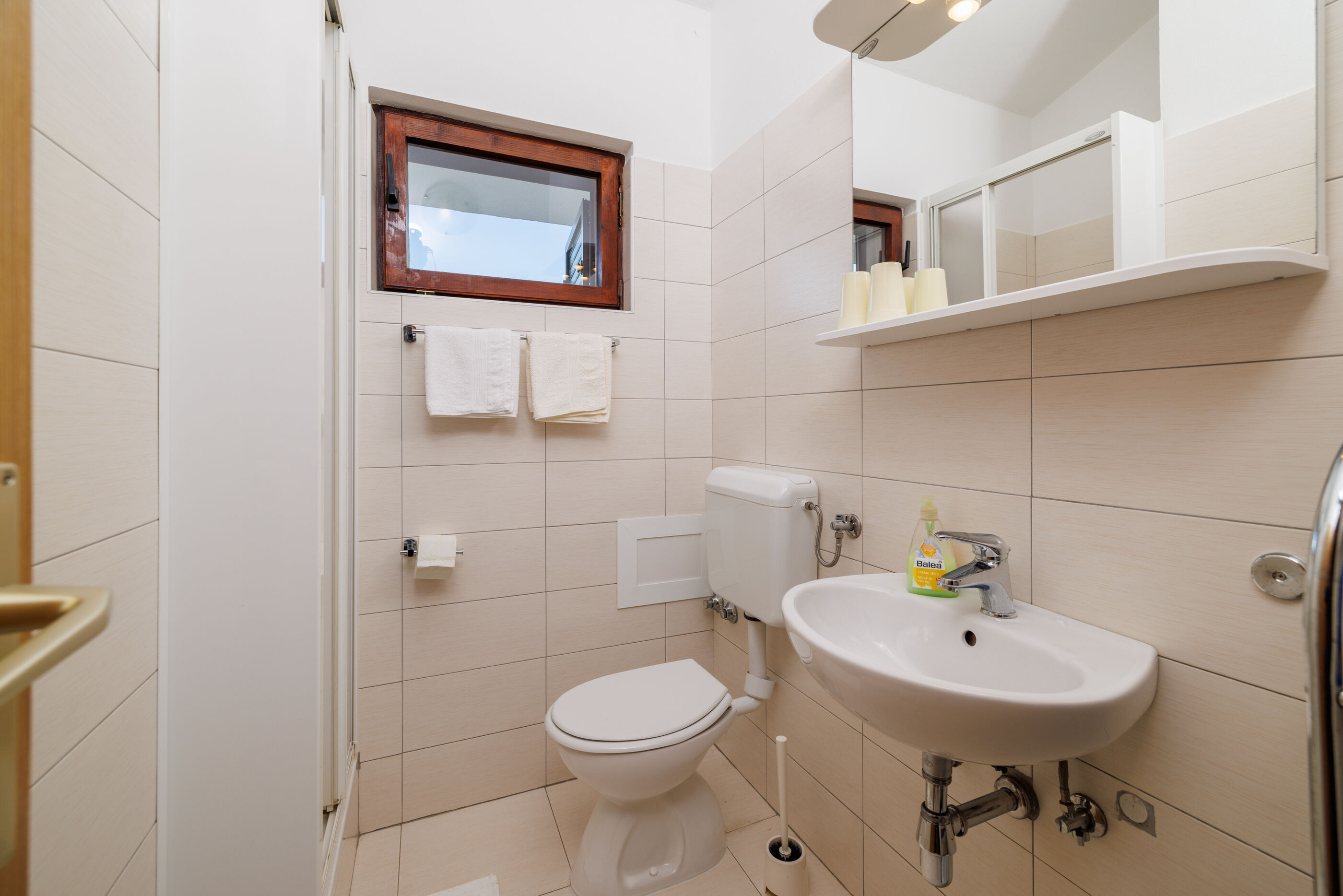 Apartments Biserka 65371-A3