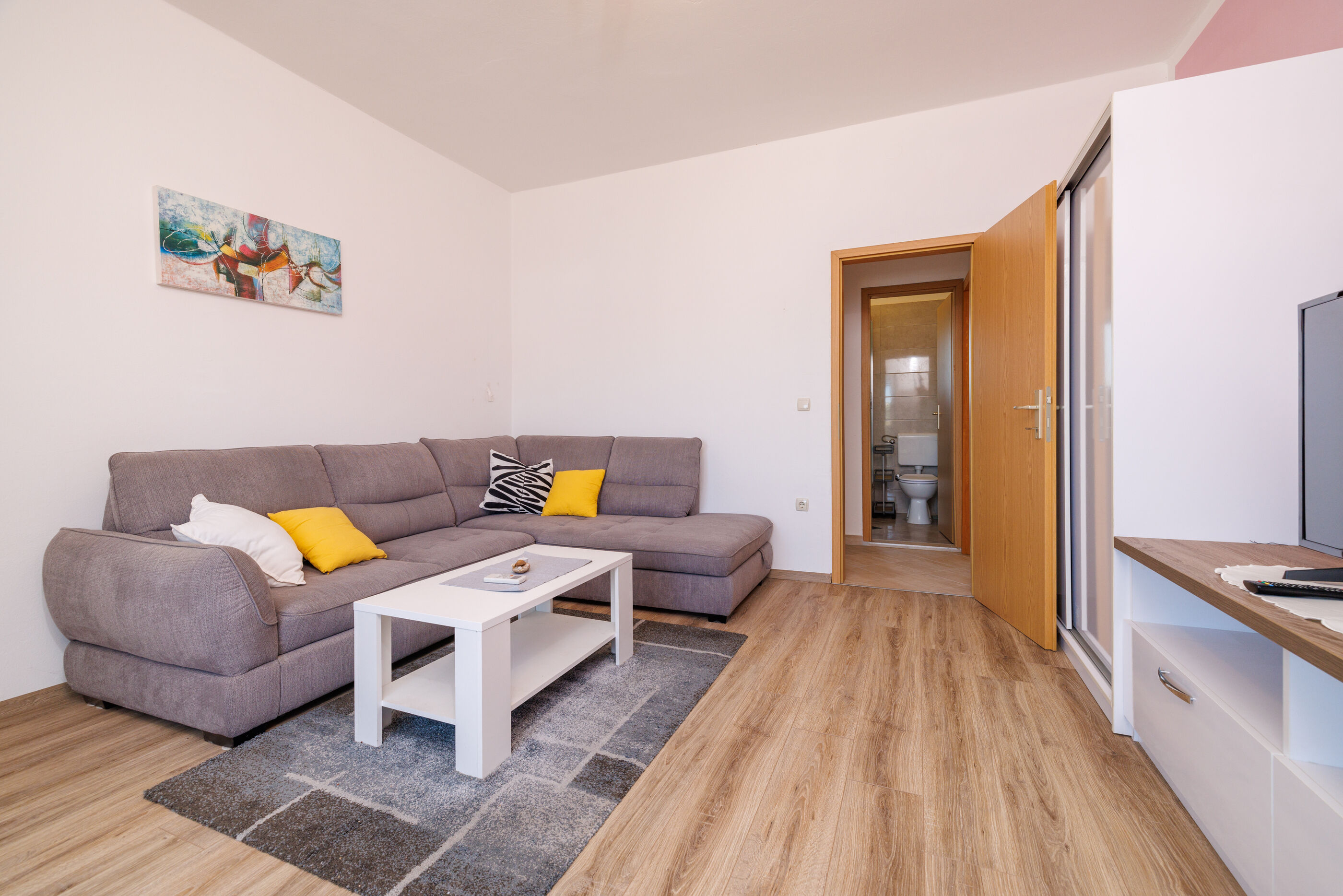 Apartments Darko by the sea 68091-A3