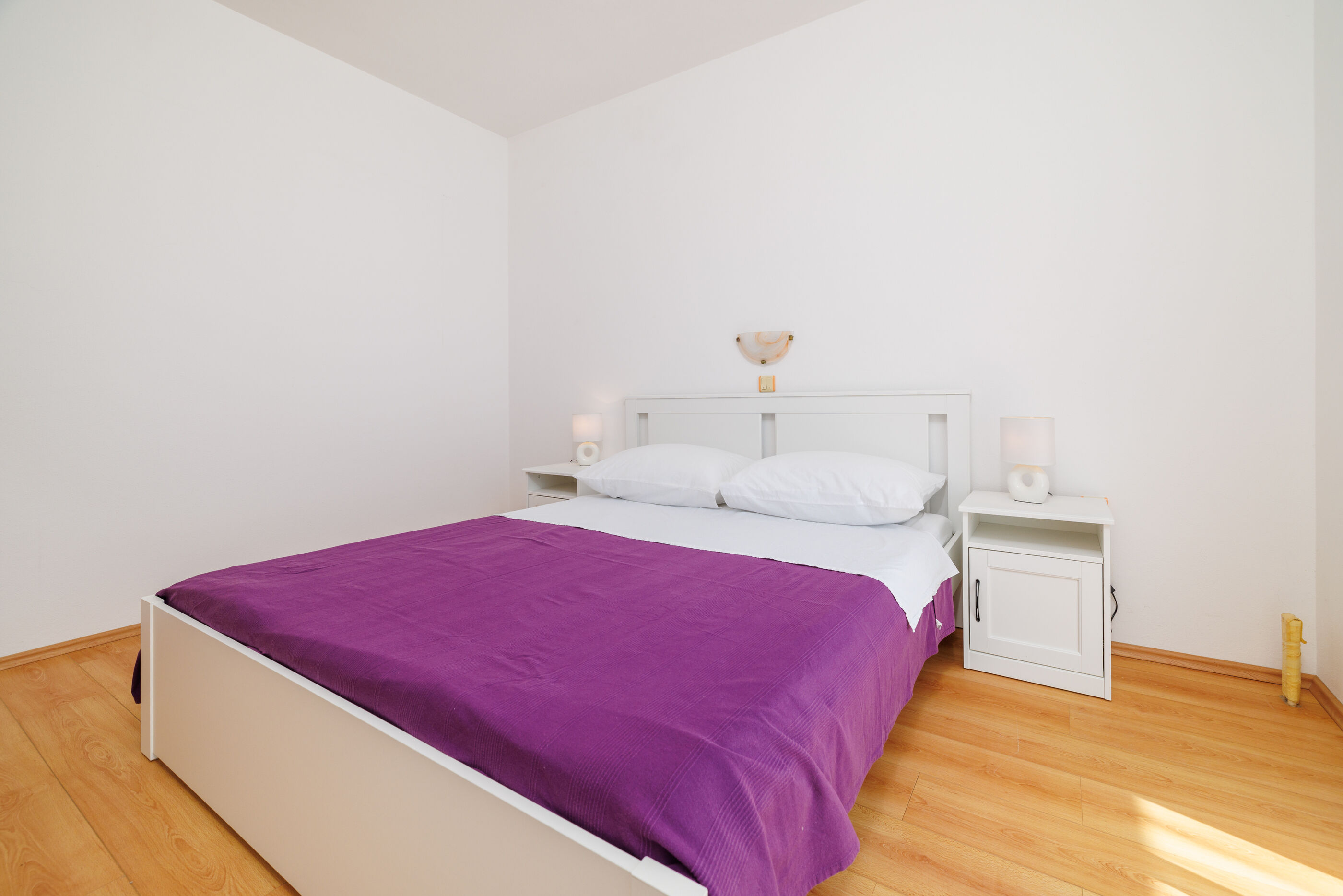 Apartments Mirta 91211-A1