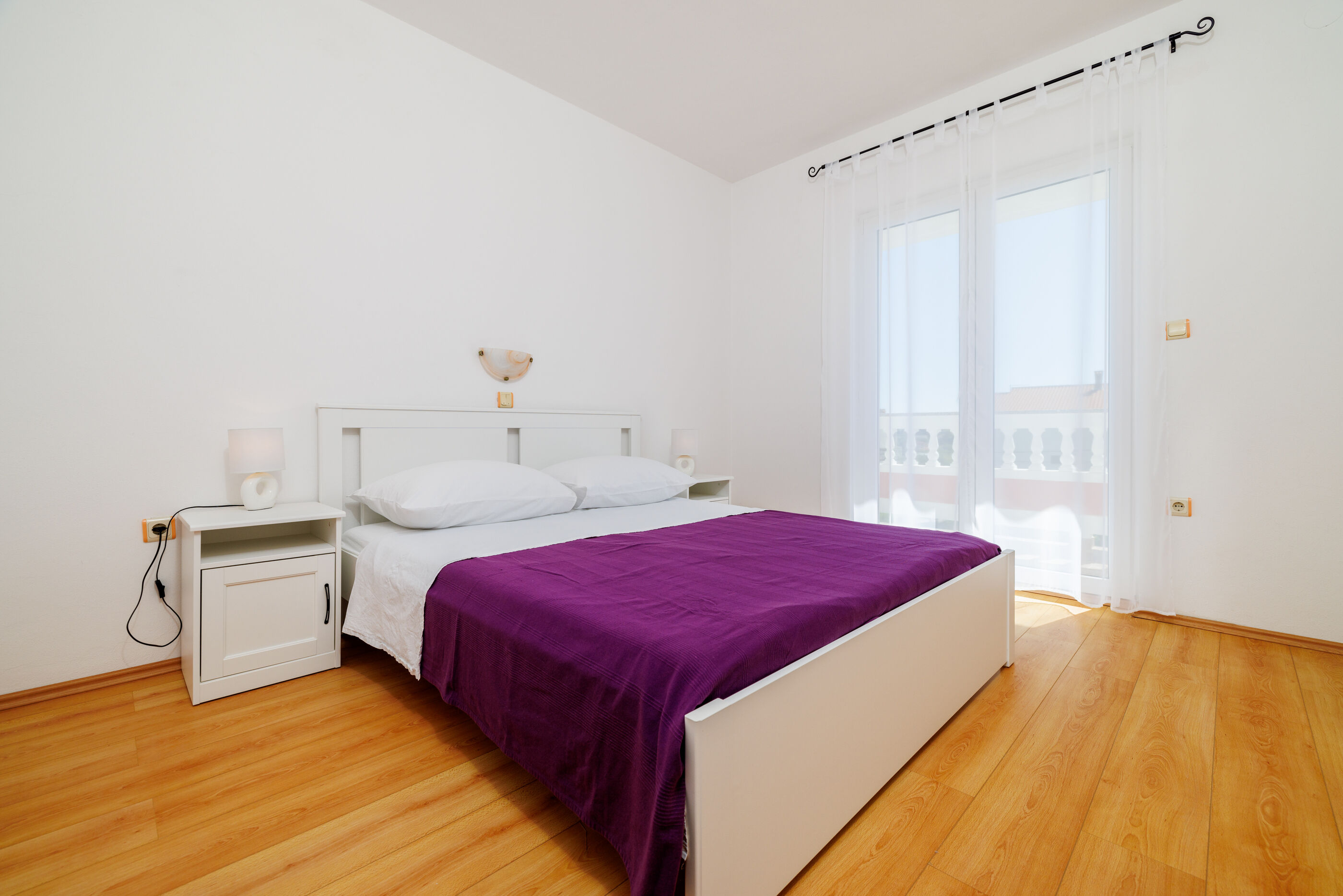 Apartments Mirta 91211-A1