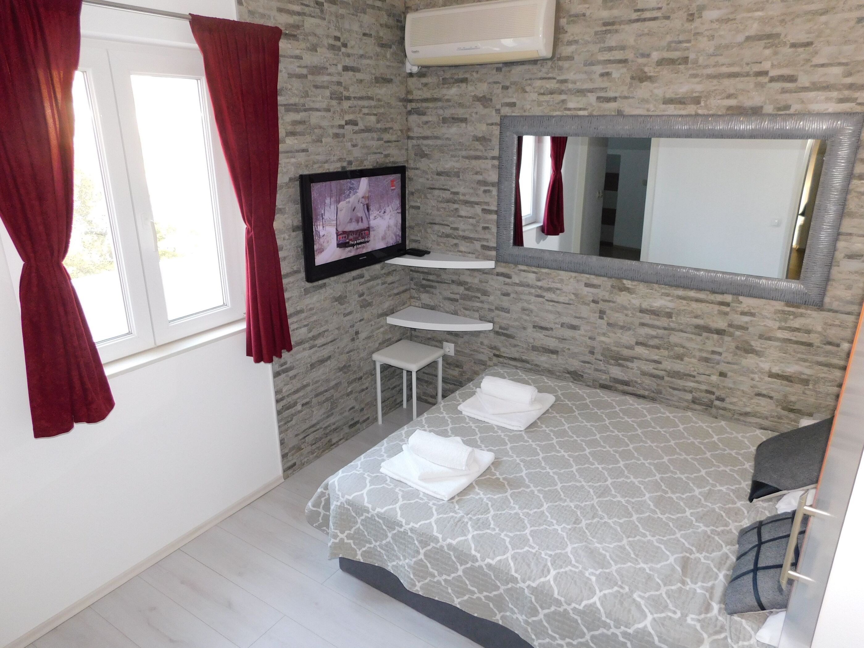 Apartments Huljev 38701-A3