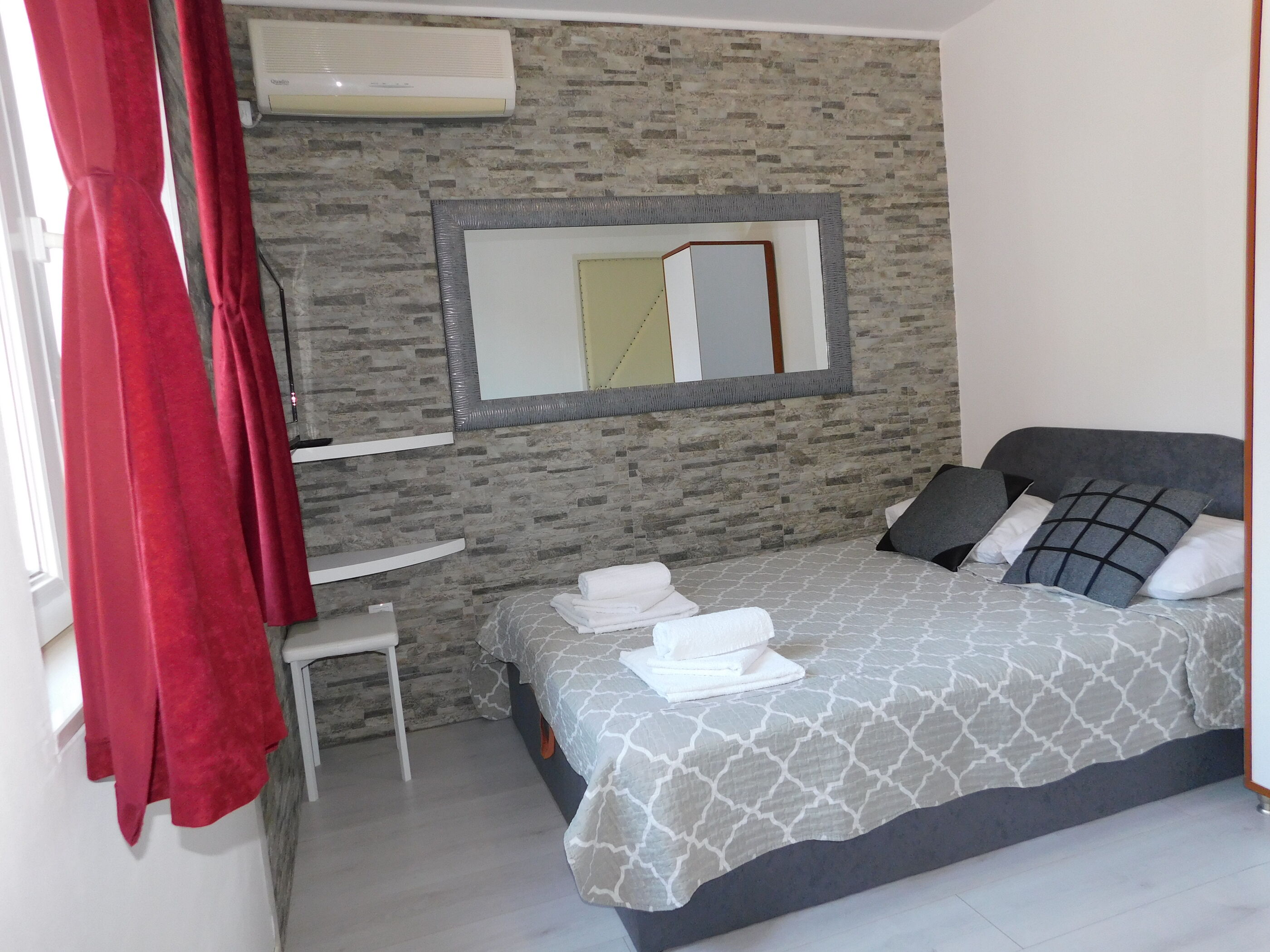 Apartments Huljev 38701-A3