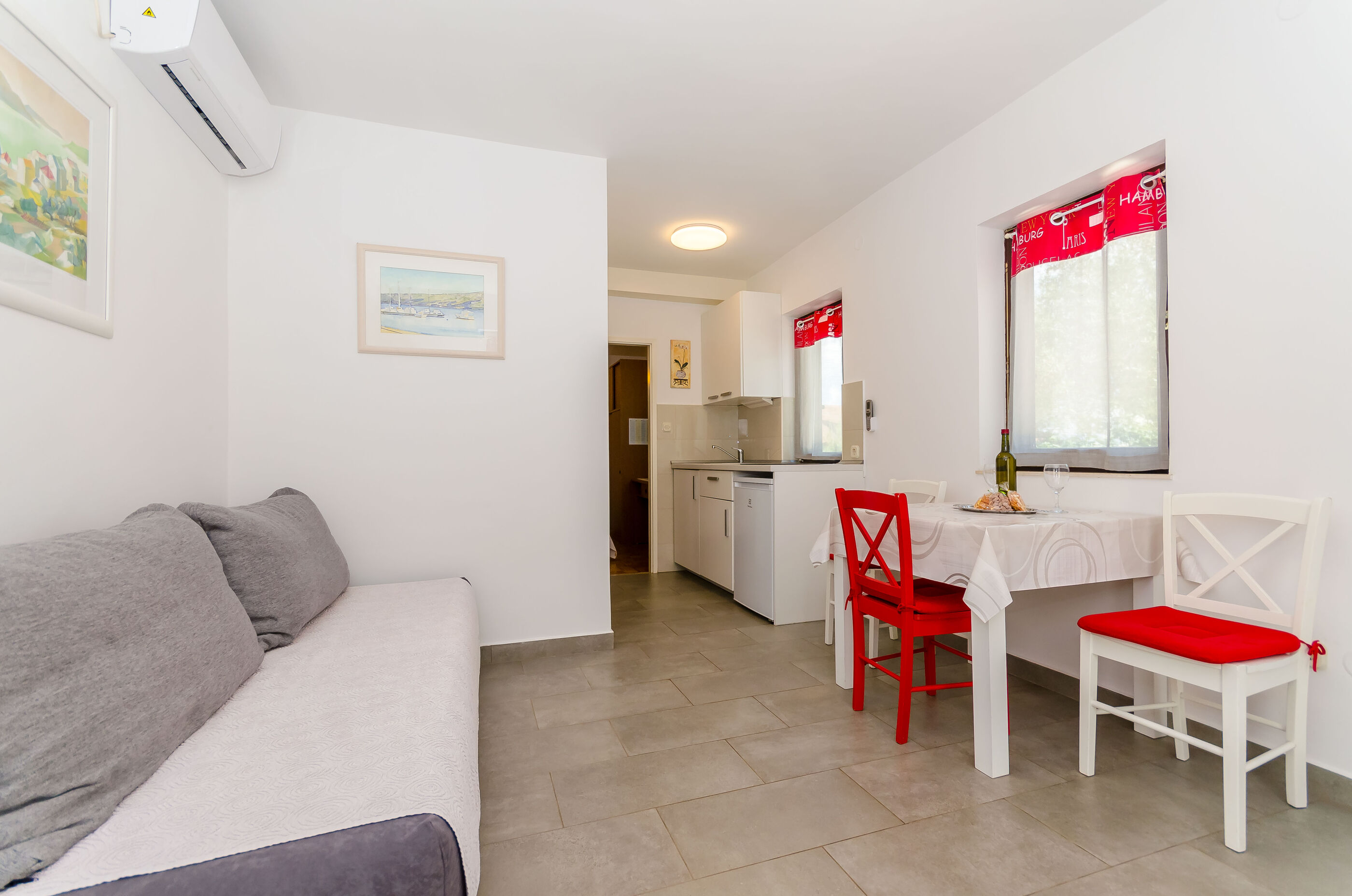 Apartments Pharos 20491-A3