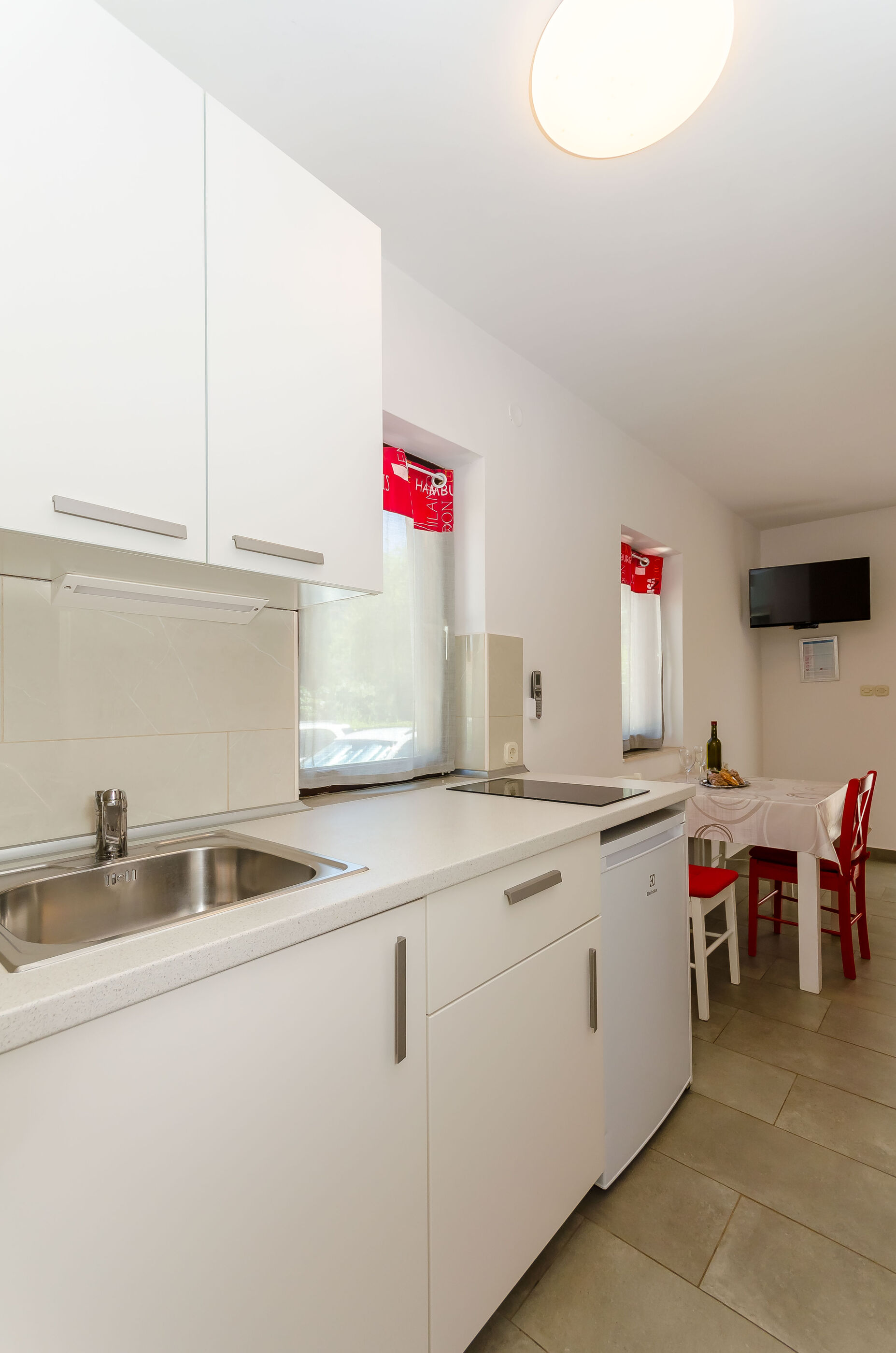 Apartments Pharos 20491-A3