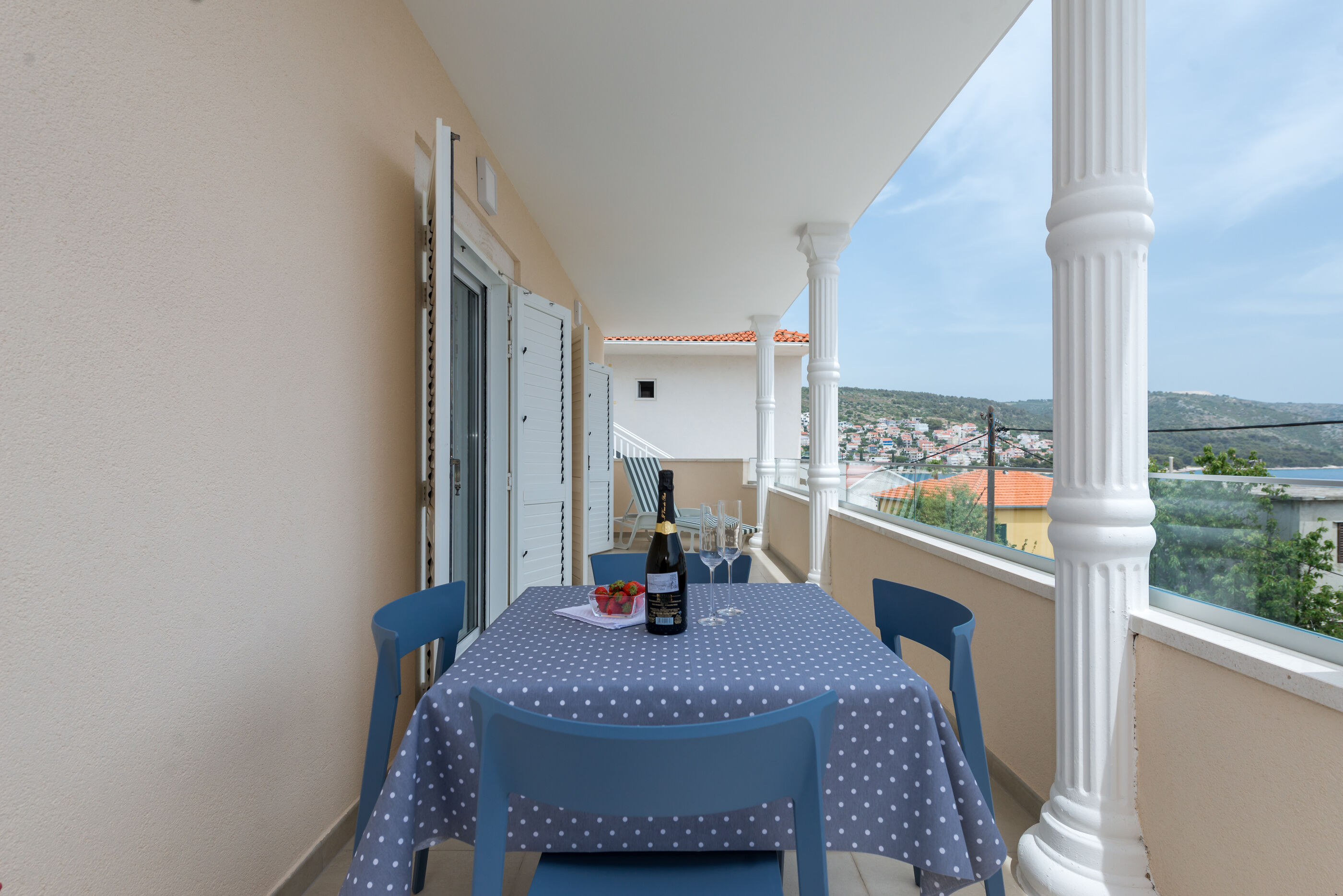 Apartments Ivan 113241-A1