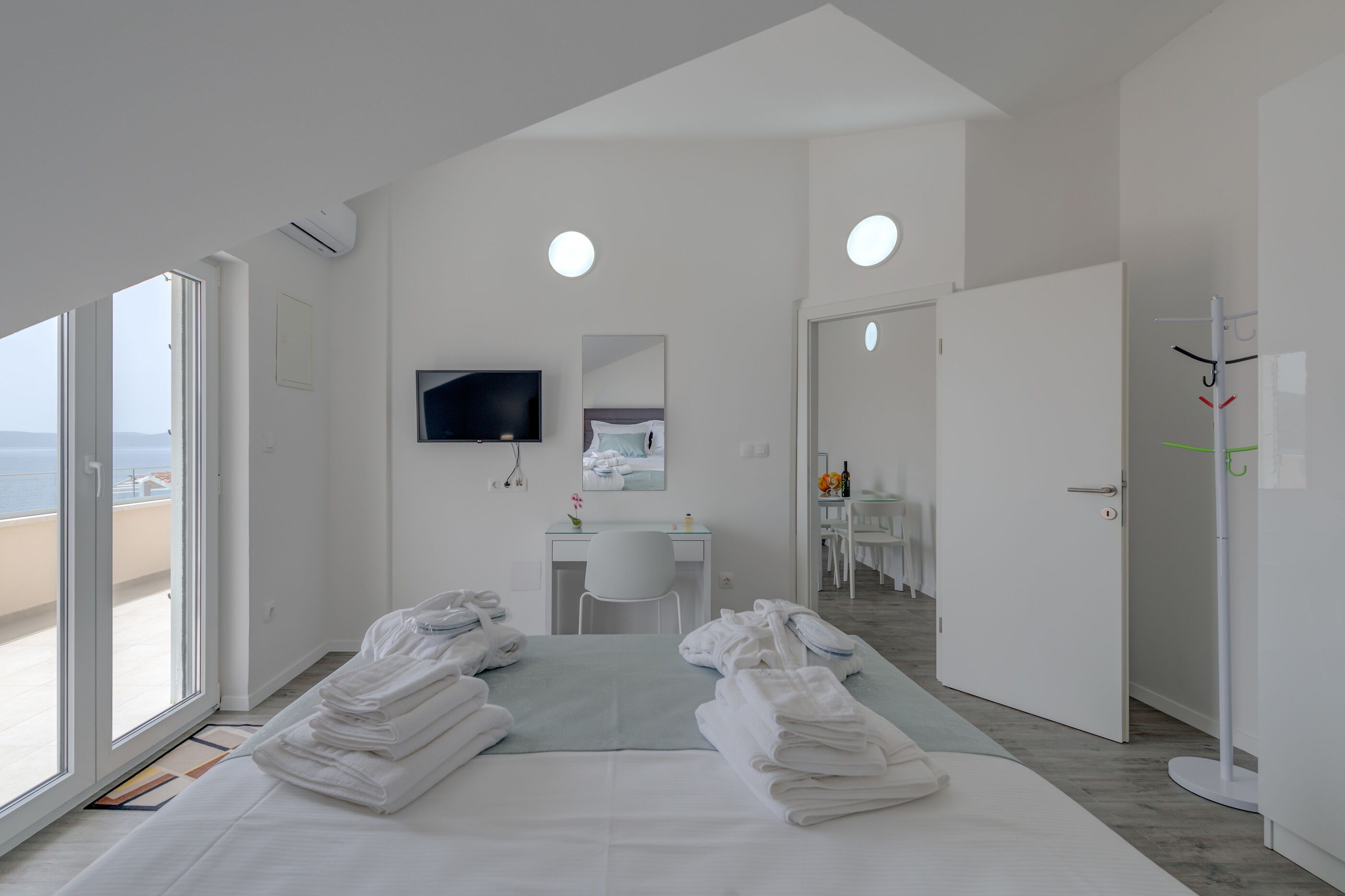 Apartments Ivan 113241-A2